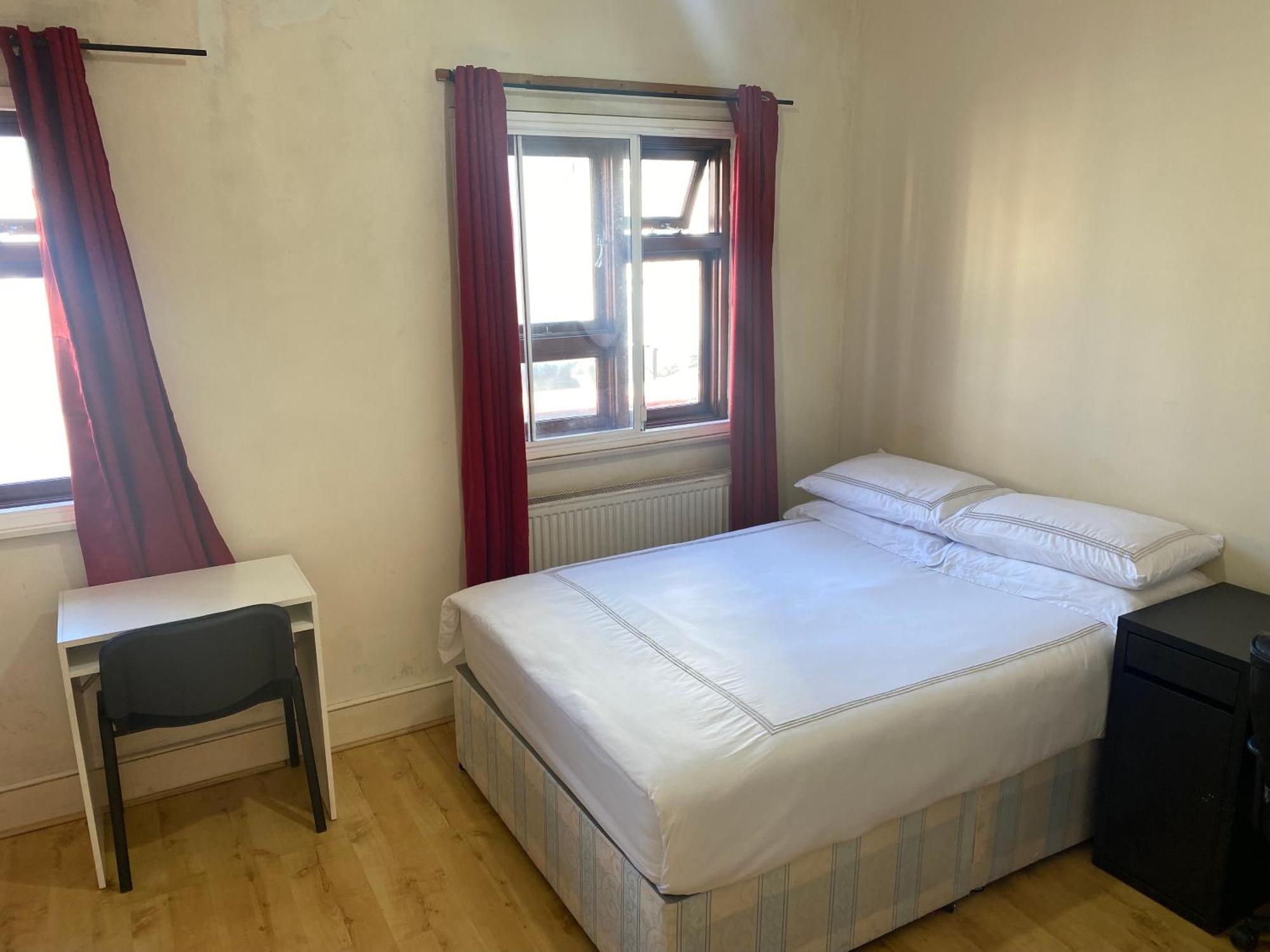 Cozy Private Near Cambridge Heath Station Homestay London