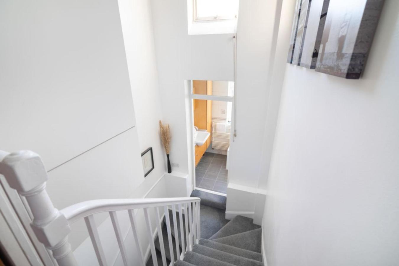 Hébergement de vacances Nw8 1 Bedroom Large By Regents Park