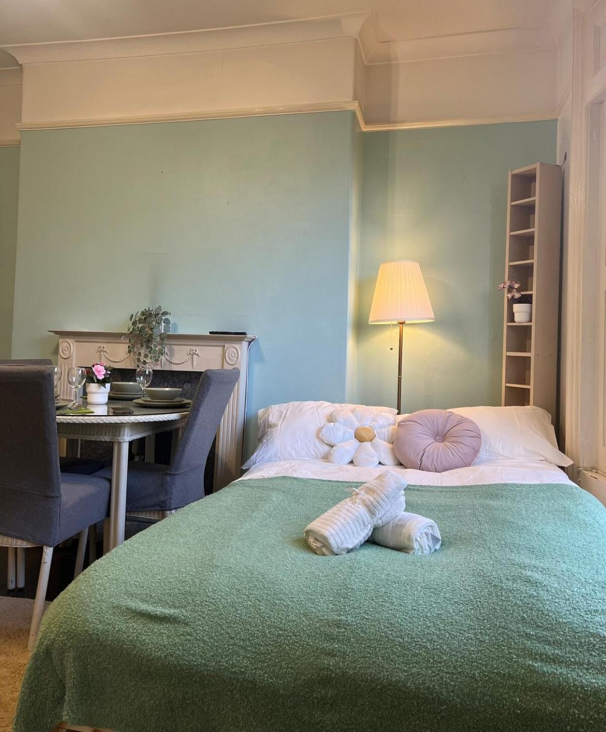 Lovely Entire In Kings Cross St Pancras * Londres