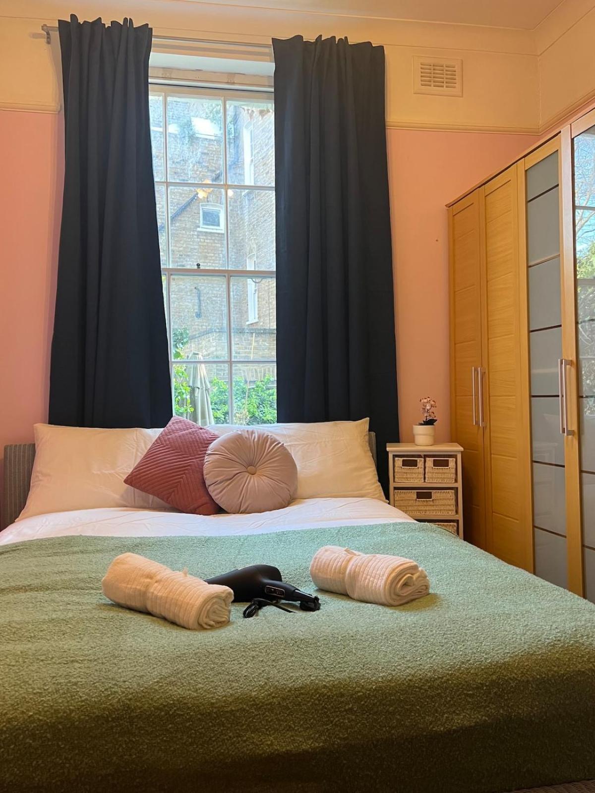Lovely Entire In Kings Cross St Pancras *