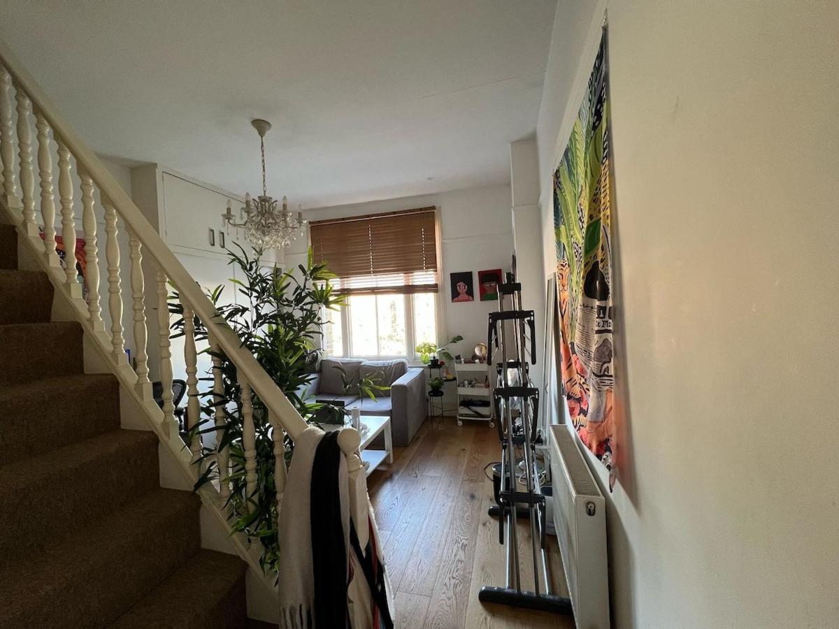 Maisonette Flat In Putney * Londres