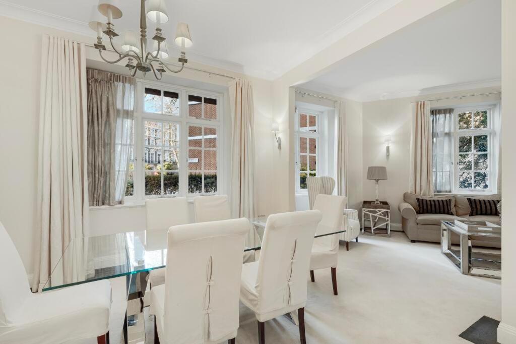 Spacious And Private By Royal Palace *