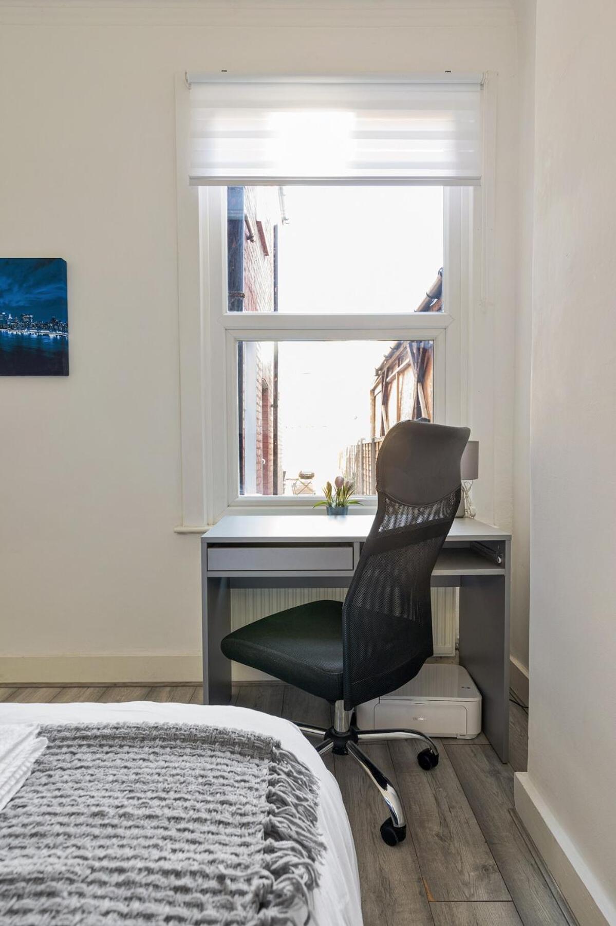 Apartamento Modern 4 Bedroom House In Woodgreen *