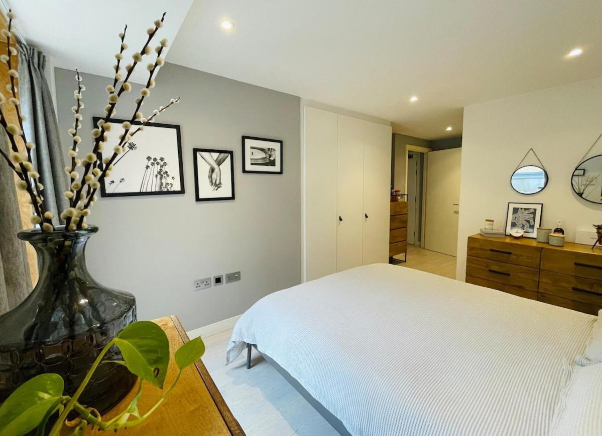 Stylish & Modern 2-bed With Private Terrace Apartamento