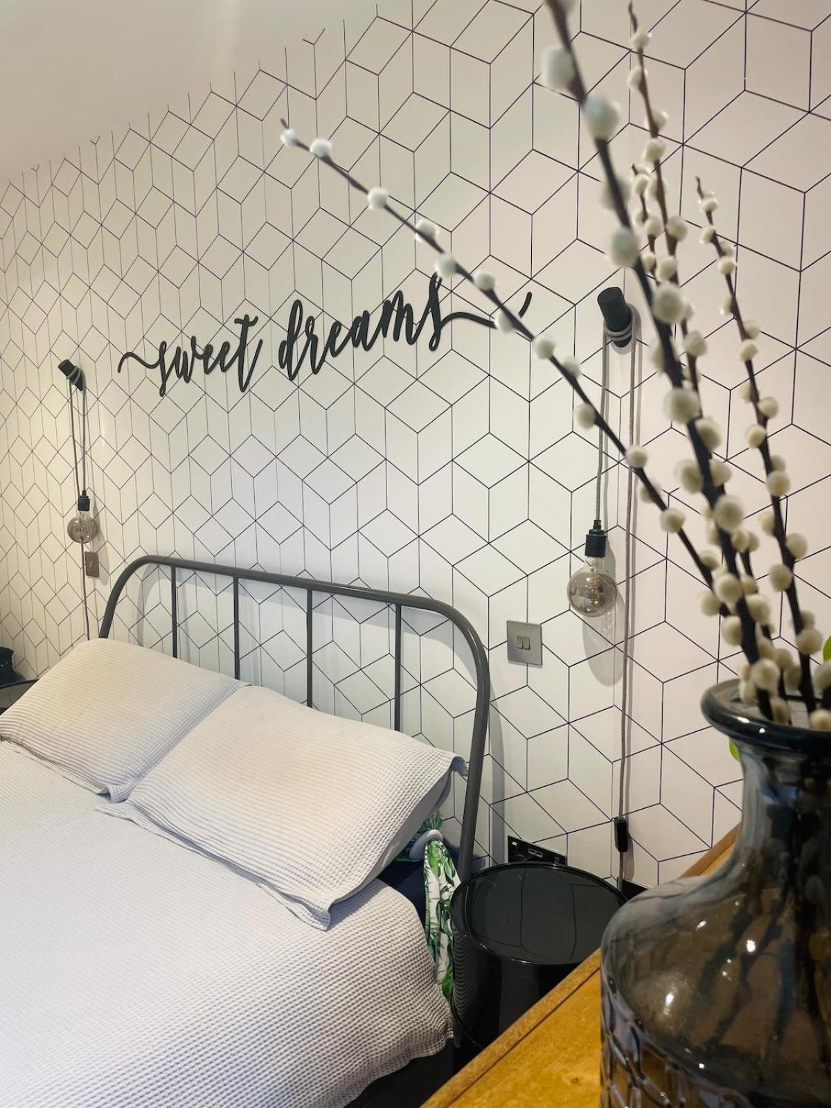 Stylish & Modern 2-bed With Private Terrace Apartamento