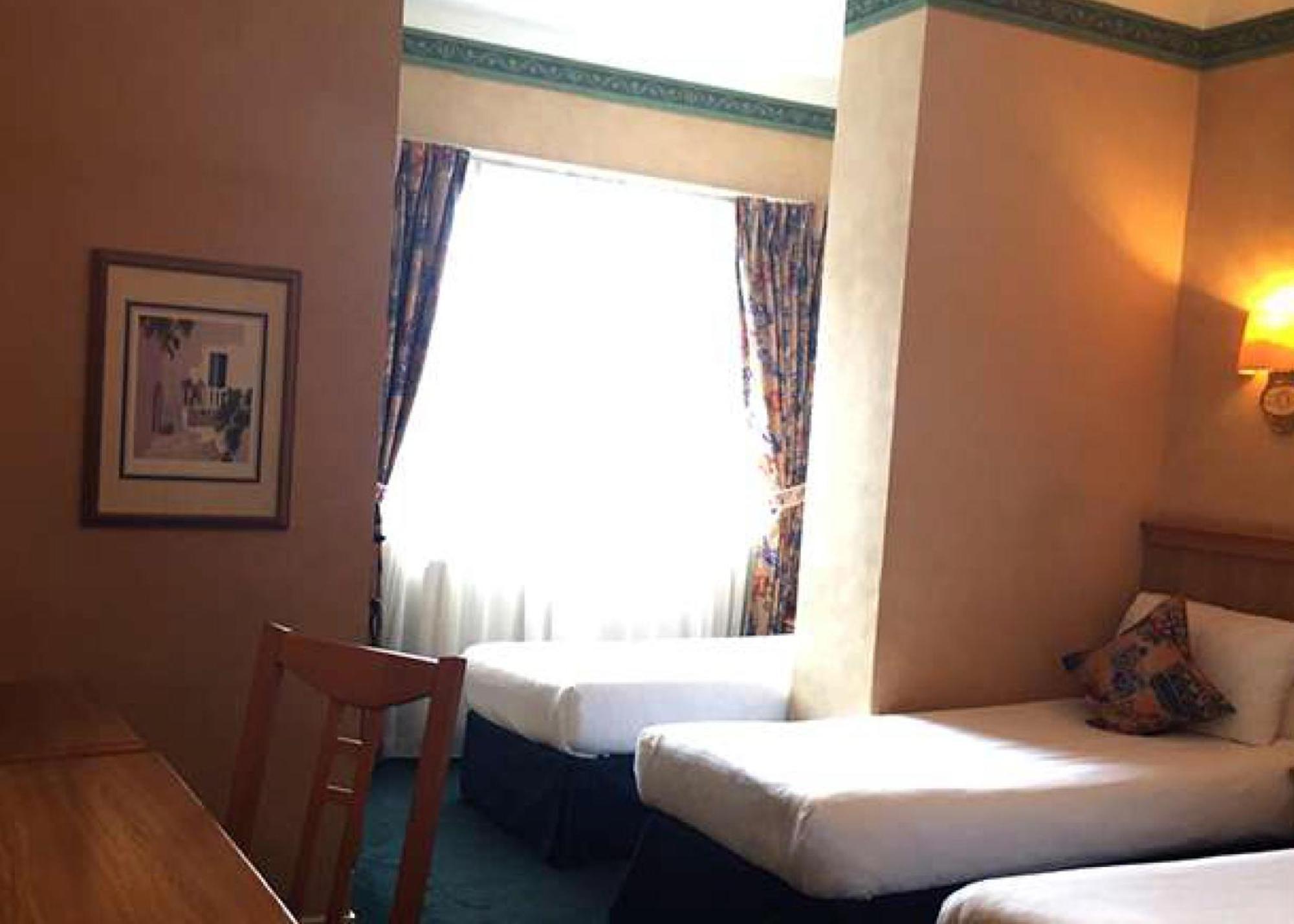Berjaya Eden Park Hotel 3*