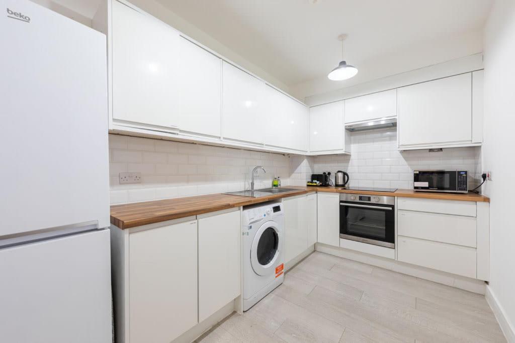 Appartement Victorian Beauty With Private Toilet And Shower Near Tube Station *