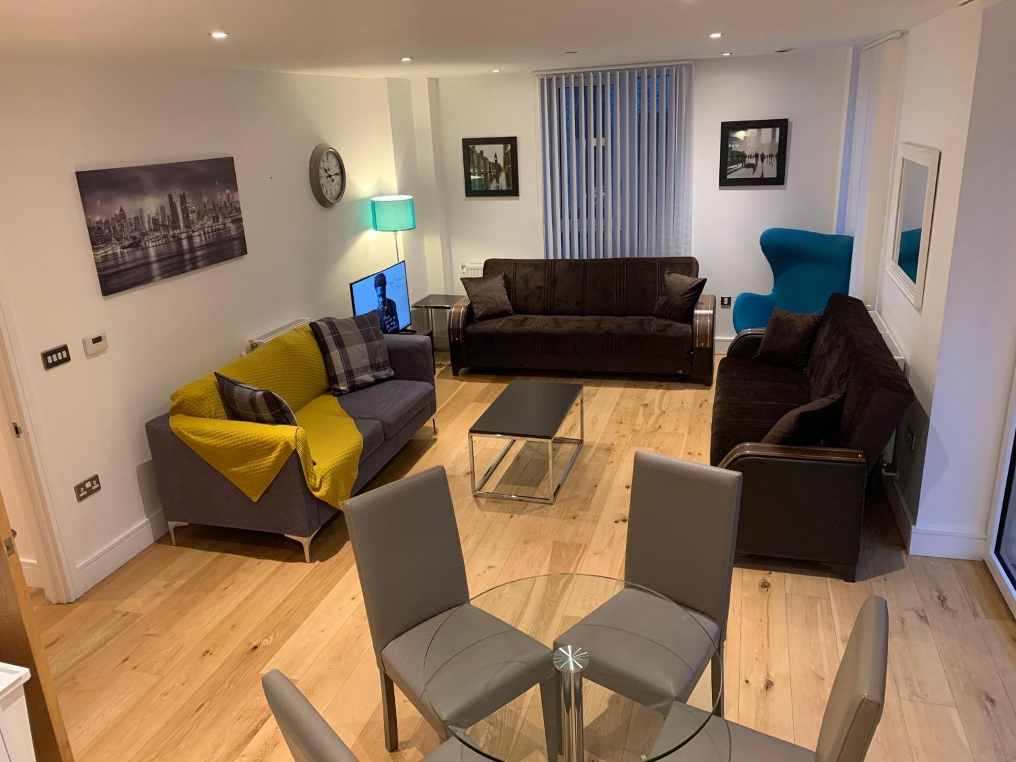Modern Excel 2 Bedrooms 2 Bathrooms, Parking, Kitchen, Lounge, Balcony Appartement *