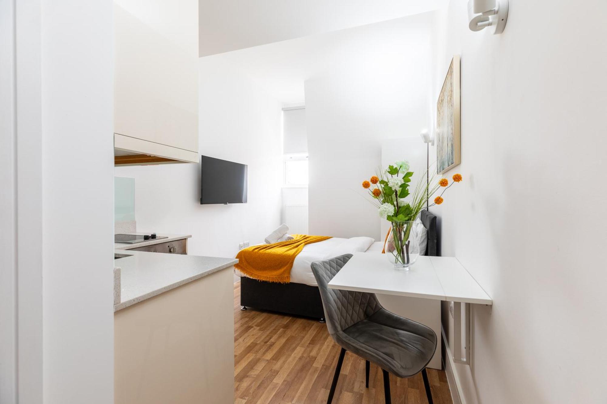 Clarges- Hsk Apartamento *