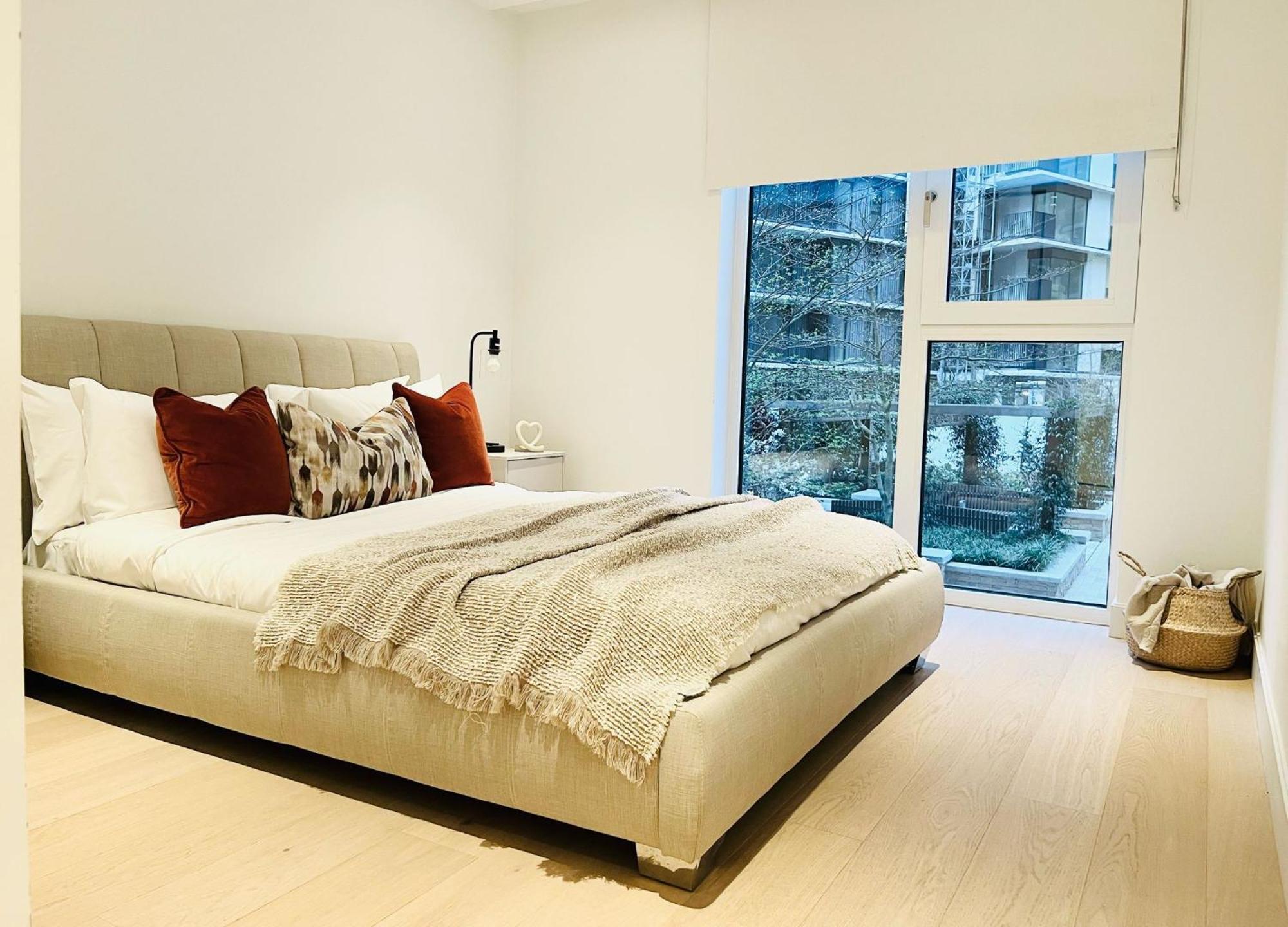 Luxury In White Living - Ideal For Family & Business Apartamento Londres