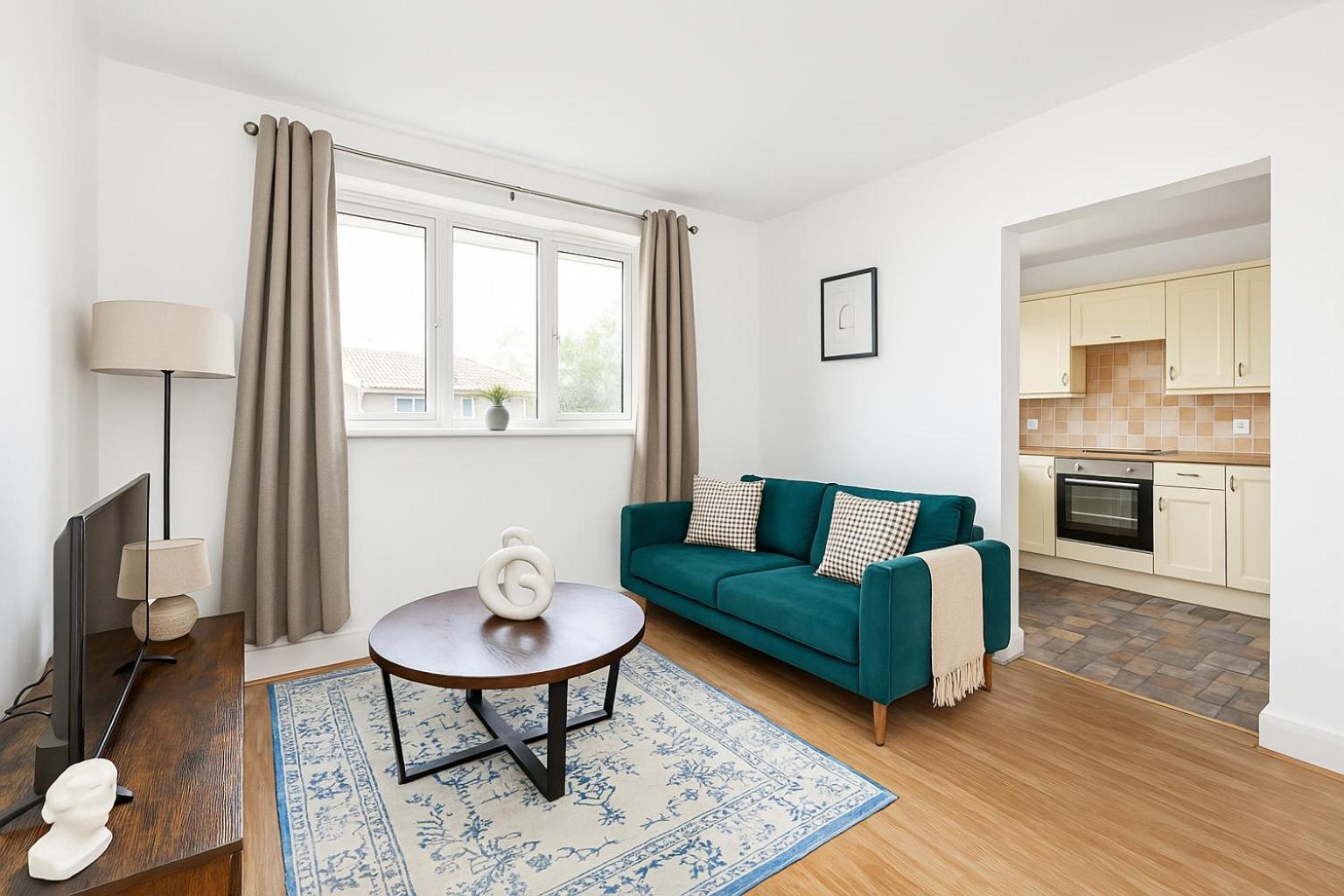 Bright & Contemporary 1-bed Flat - Great Location