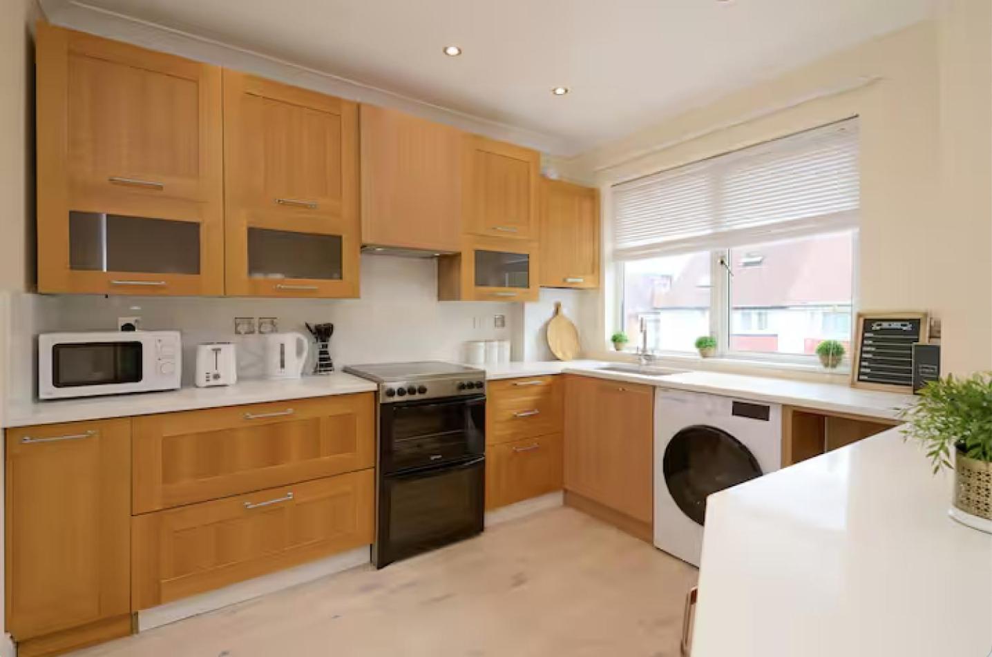 Appartement Stylish 4 Bed 2 Bath Nw