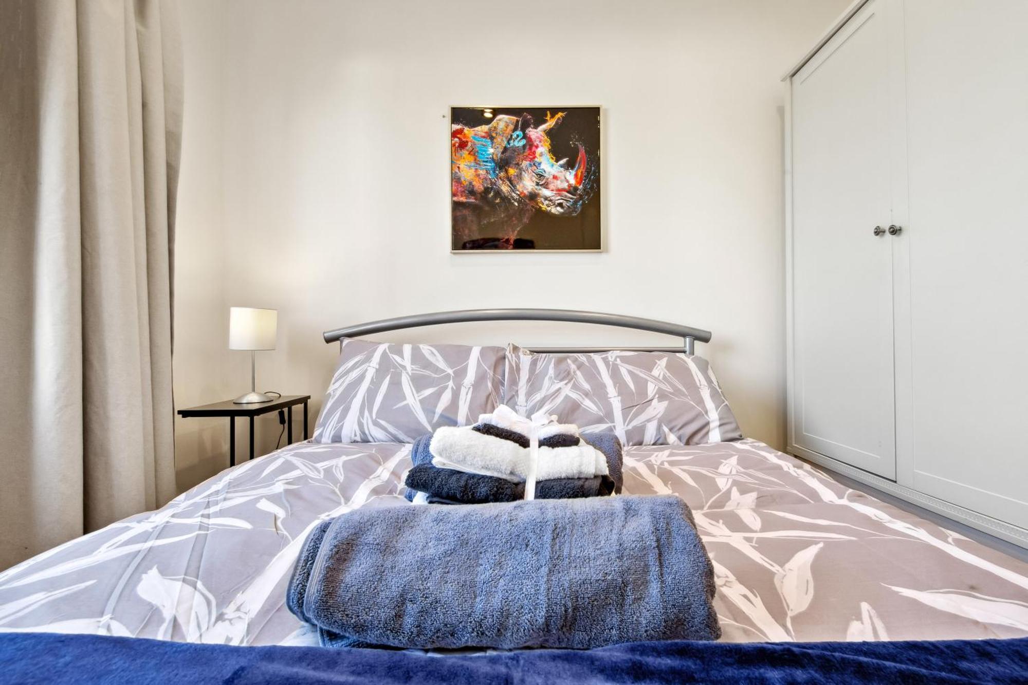 Appartement Stylish 4 Bed 2 Bath Nw