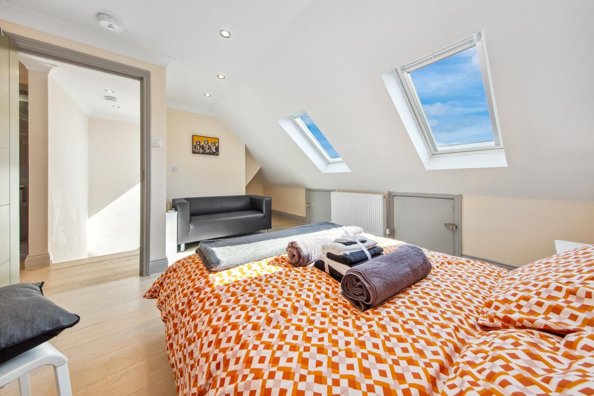 Stylish 4 Bed 2 Bath Nw Londres