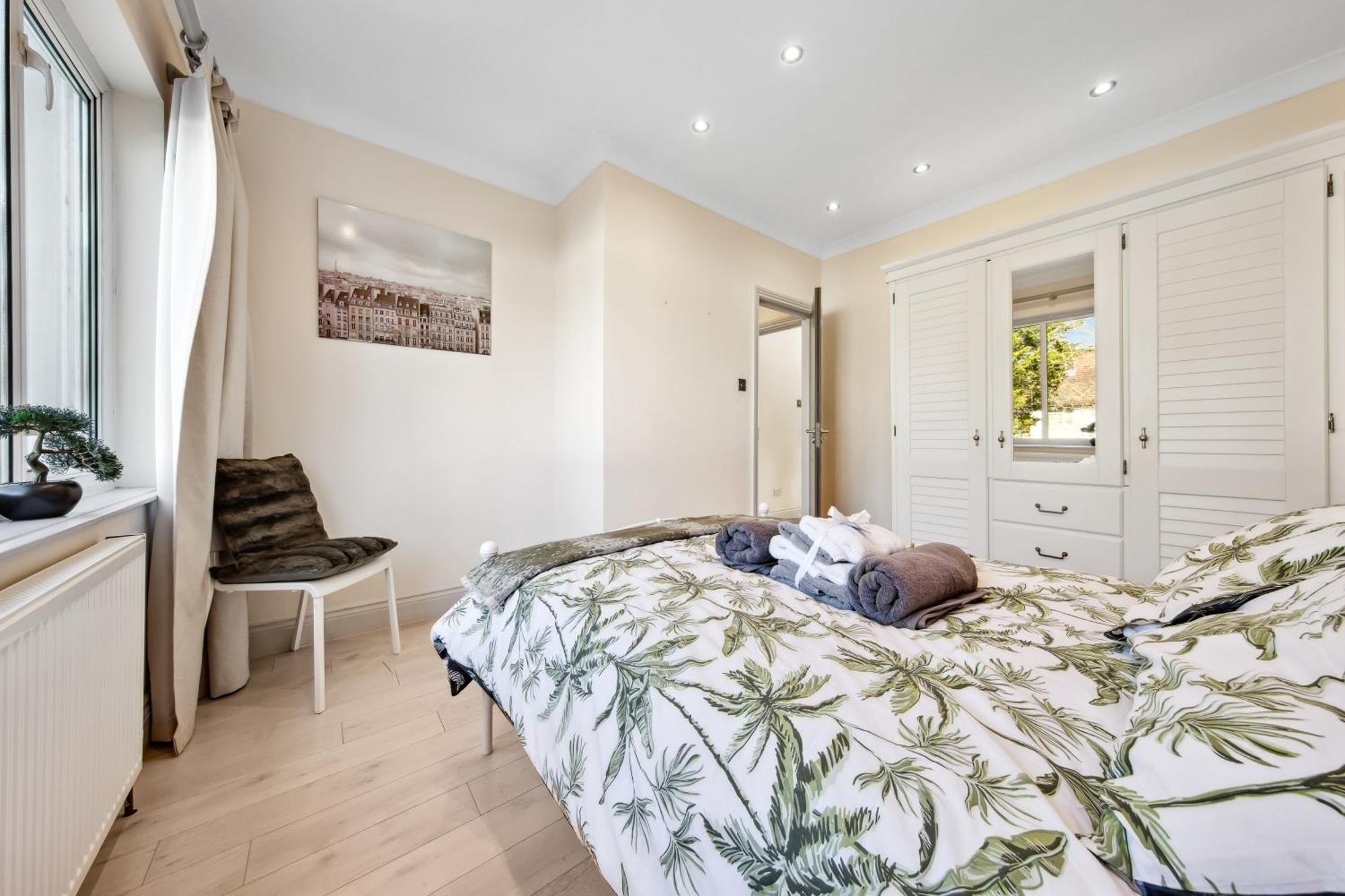 Appartement Stylish 4 Bed 2 Bath Nw