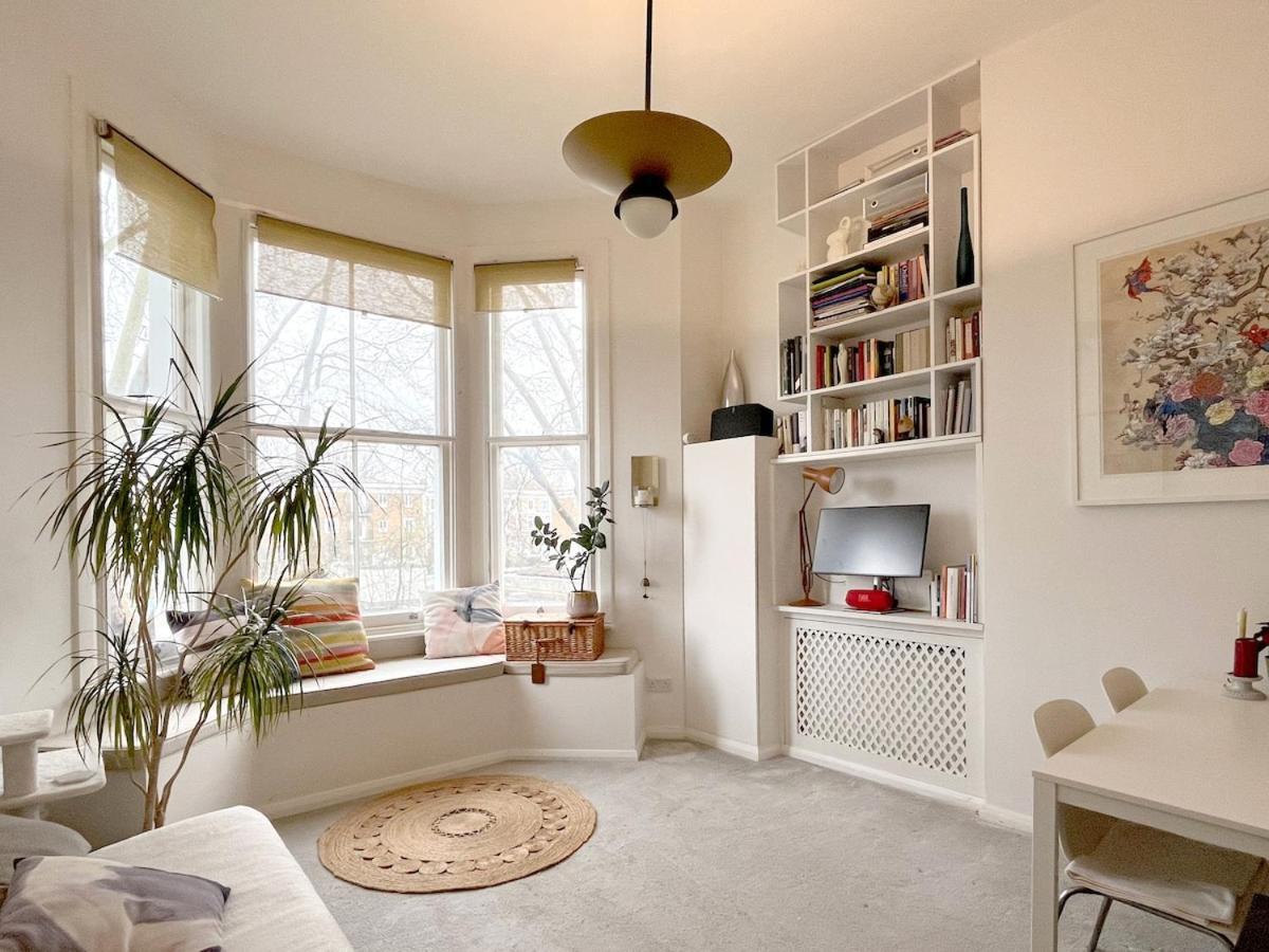 Luxury Bright Kensington Designer Entire Flat Appartement Londen