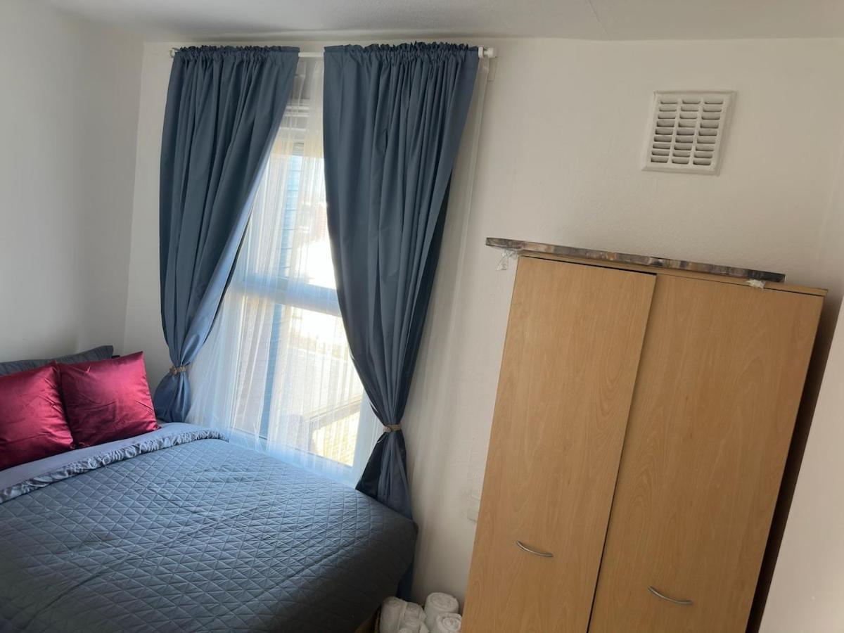 Spacious 2b Zone 2 Sleeps 4 F5 Appartement