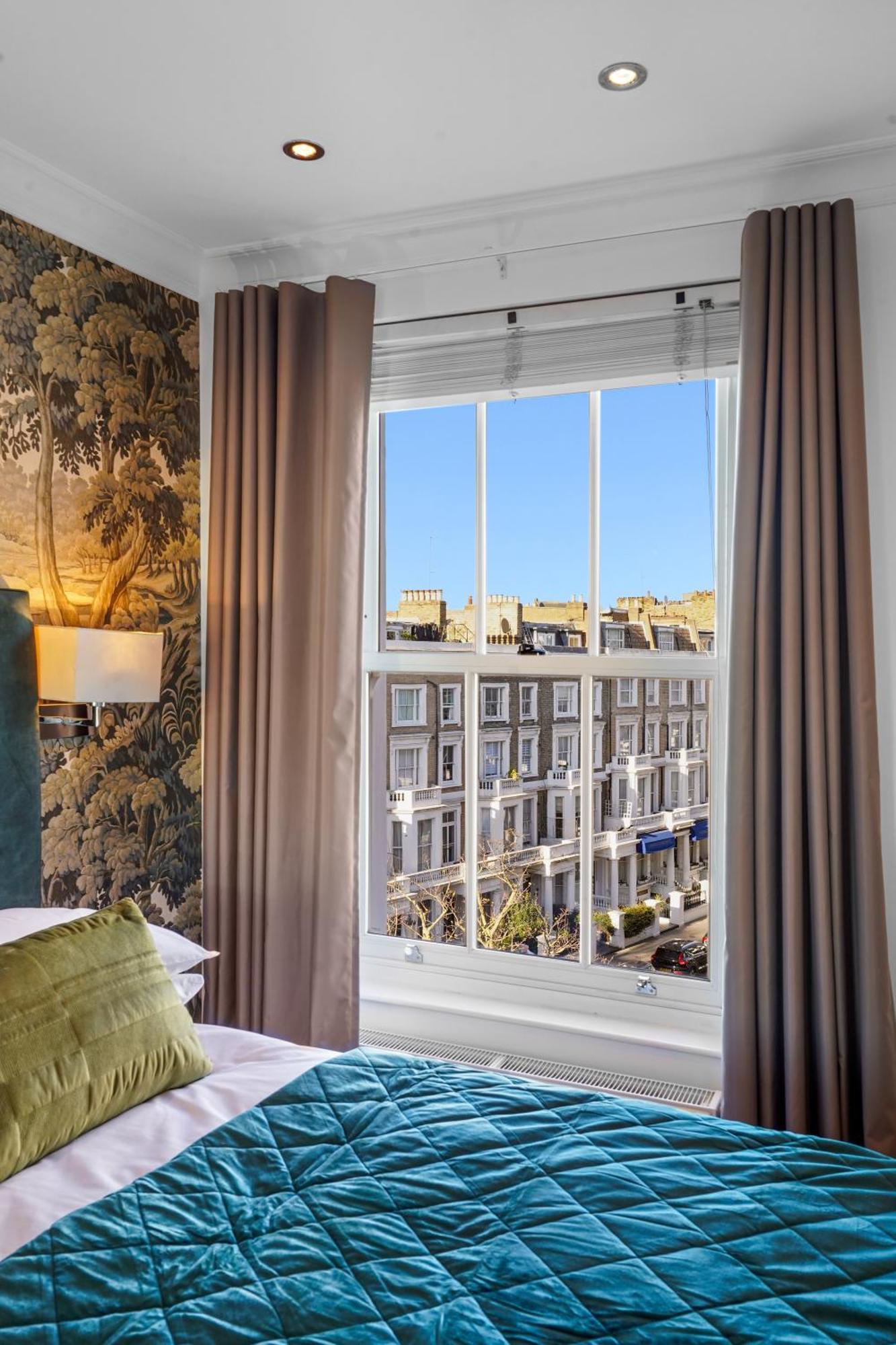 Bright & Airy Flat With Stunning Rooftop Views Appartement *