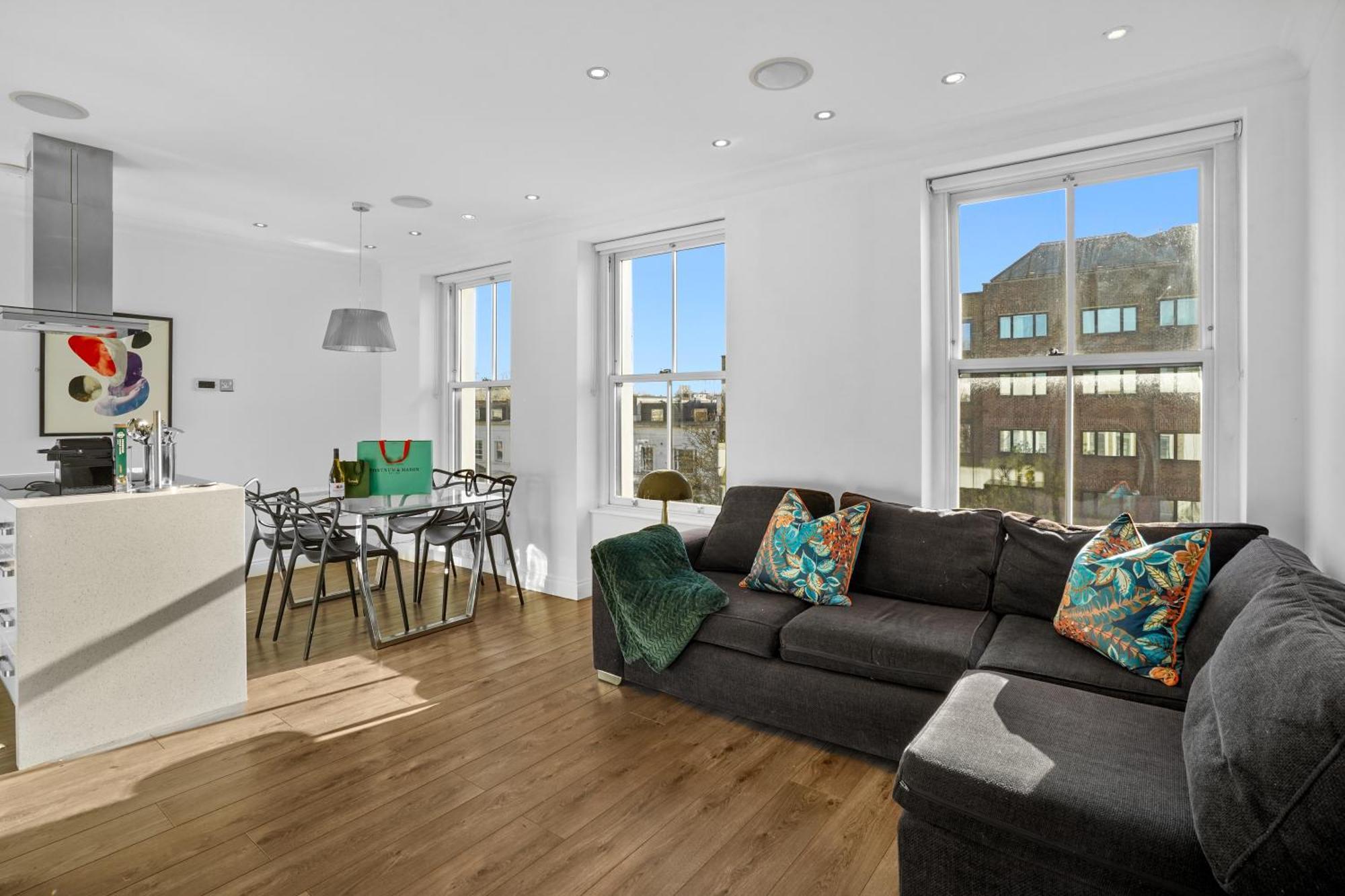 Appartement Bright & Airy Flat With Stunning Rooftop Views