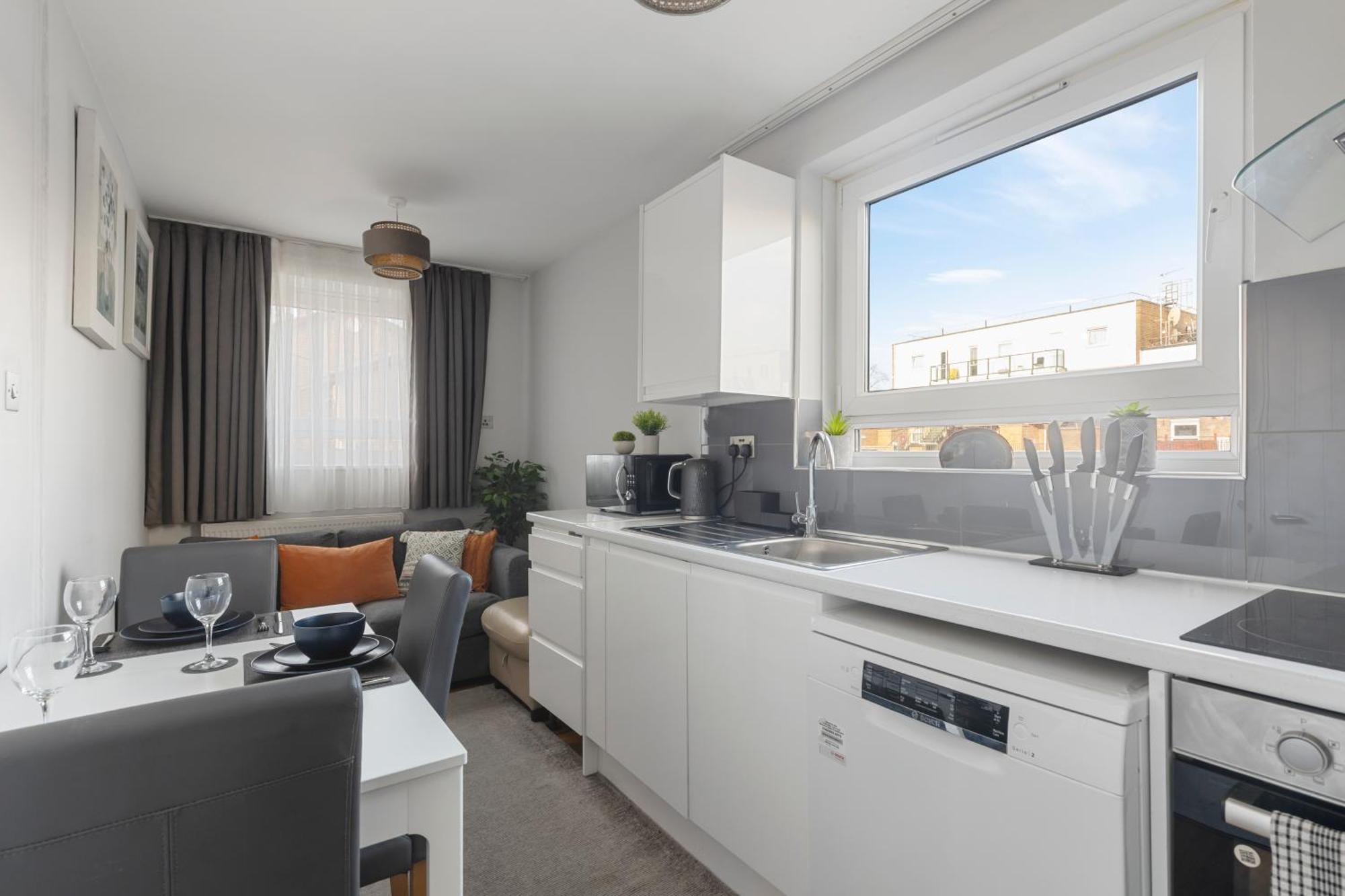 Monthly For 3-bedroom Only 5 Minutes To Hoxton Station * Londres