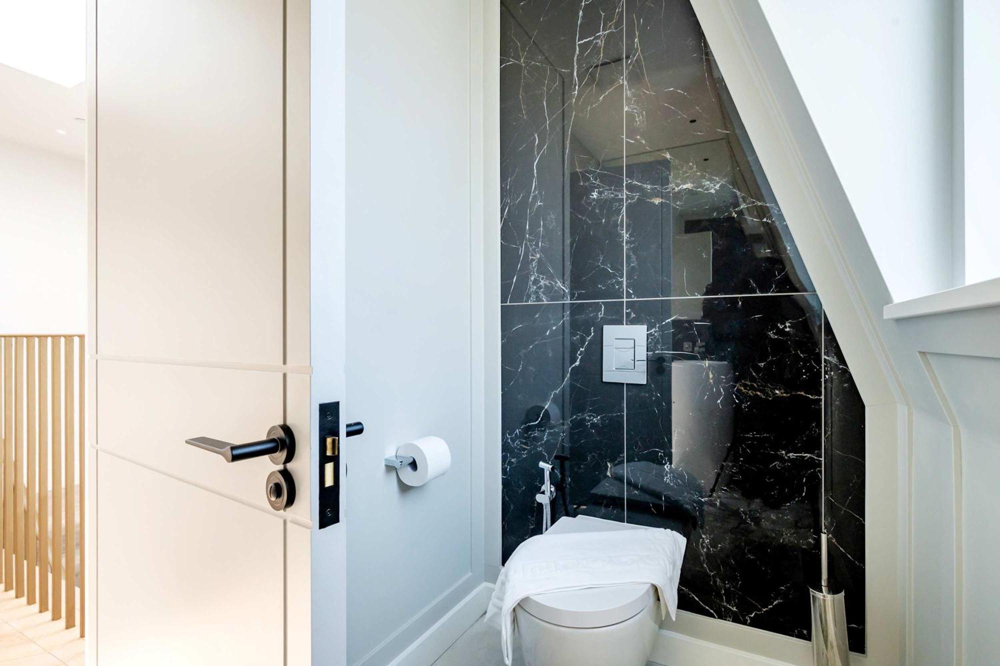 Fitzrovias 3 Bedroom 4 Bathroom Penthouse With Terrace Aircooling And Lift * Londres