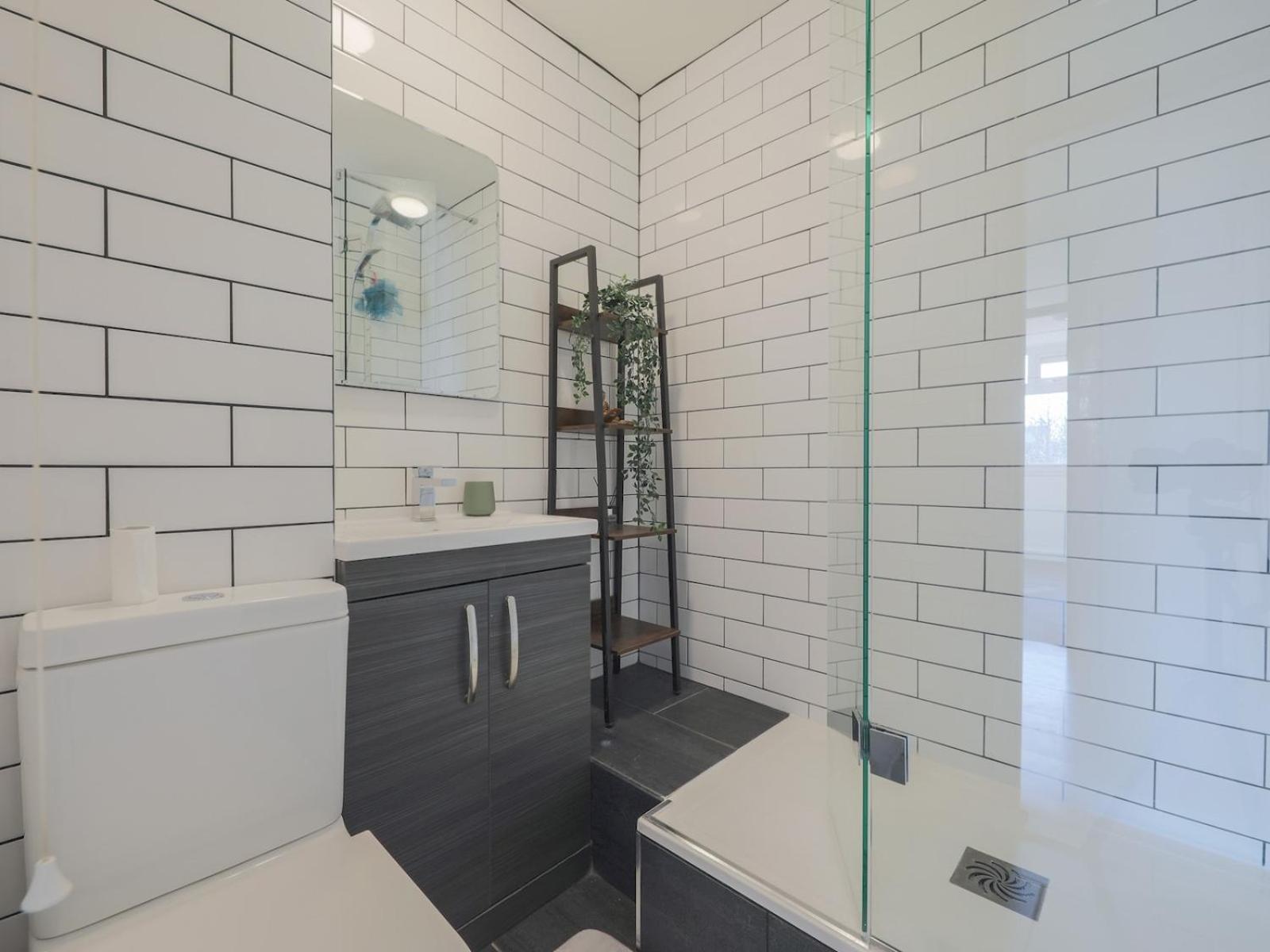 Pass The Keys Stylish Modern Flat Londres