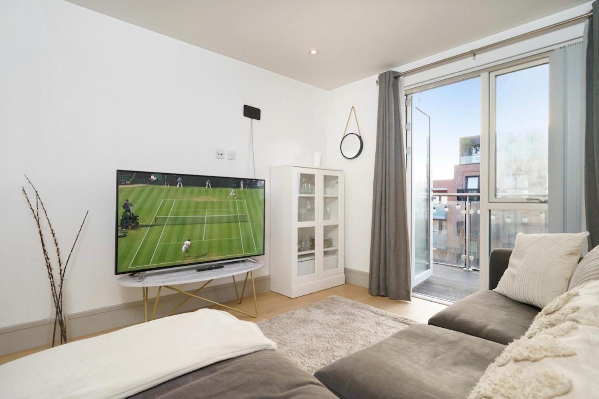 Beautiful 1br North Londres