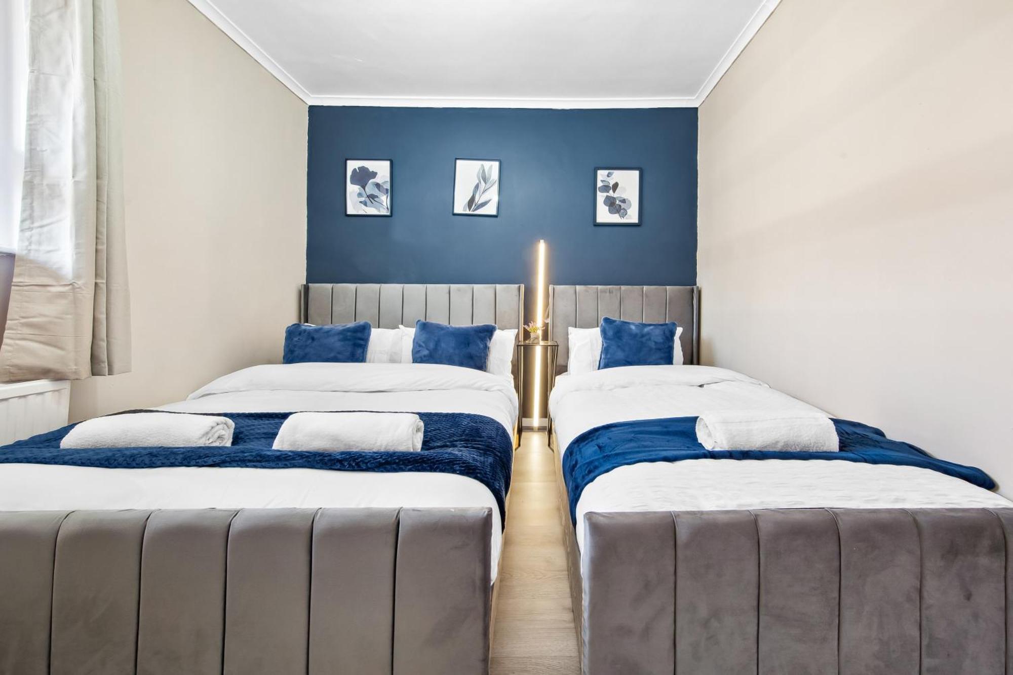 Modern 2 Bed Sleeps 7 Apartamento *