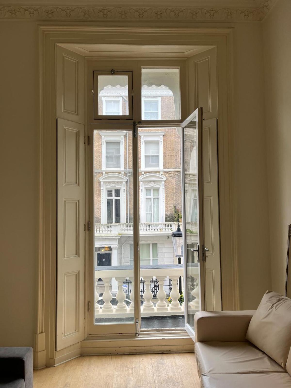 Appartement Newly Refurbished- Awesome Very Central Flat In Famous Notting Hill With A Balcony *
