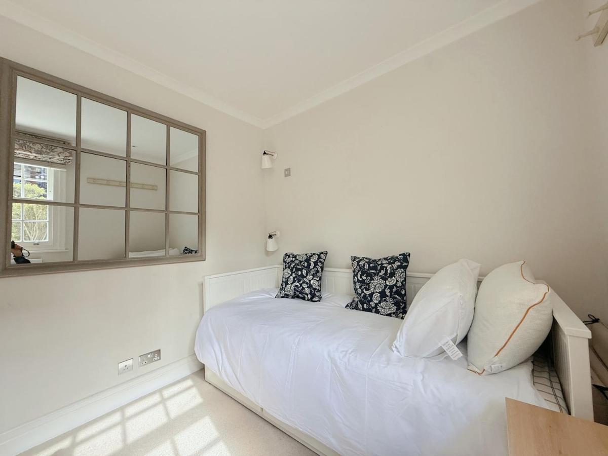 Stylish 3-bedroom Terrace House Near Earls Court * Londres