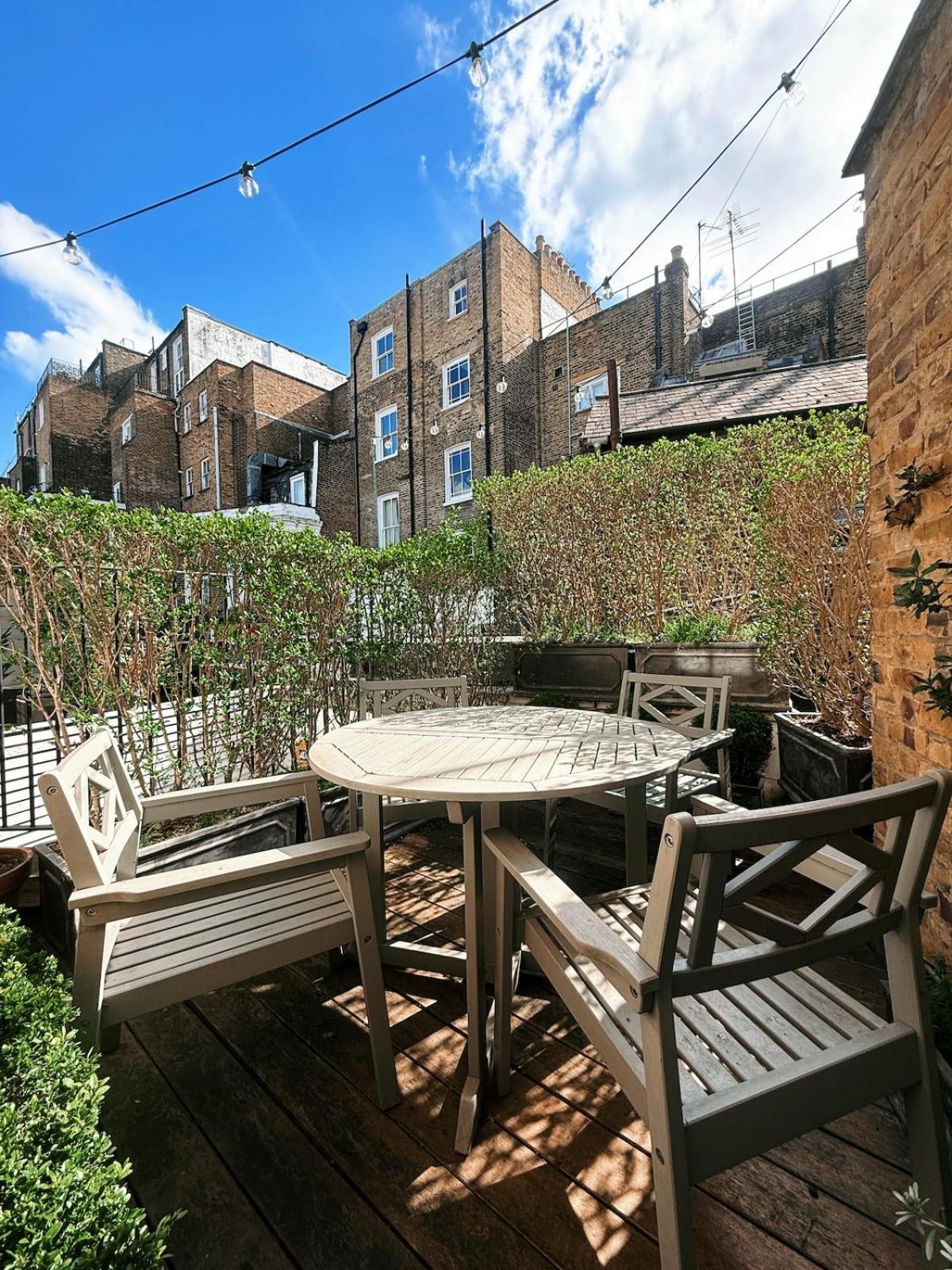 Villa Stylish 3-bedroom Terrace House Near Earls Court