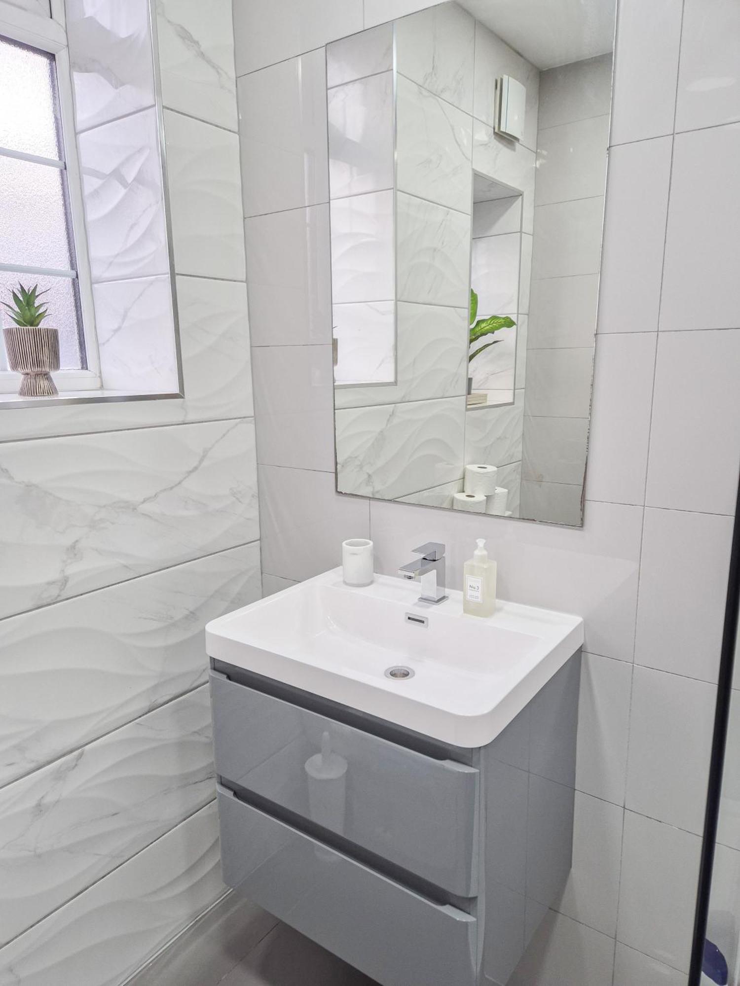 Cosy 4-bedroom, 2-bathroom Flat In Marylebone, Paddington Appartement