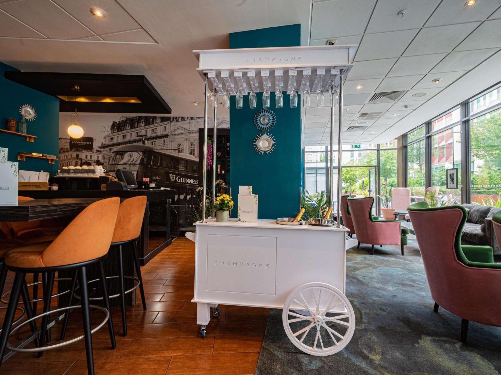 Novotel West Hotel 4*