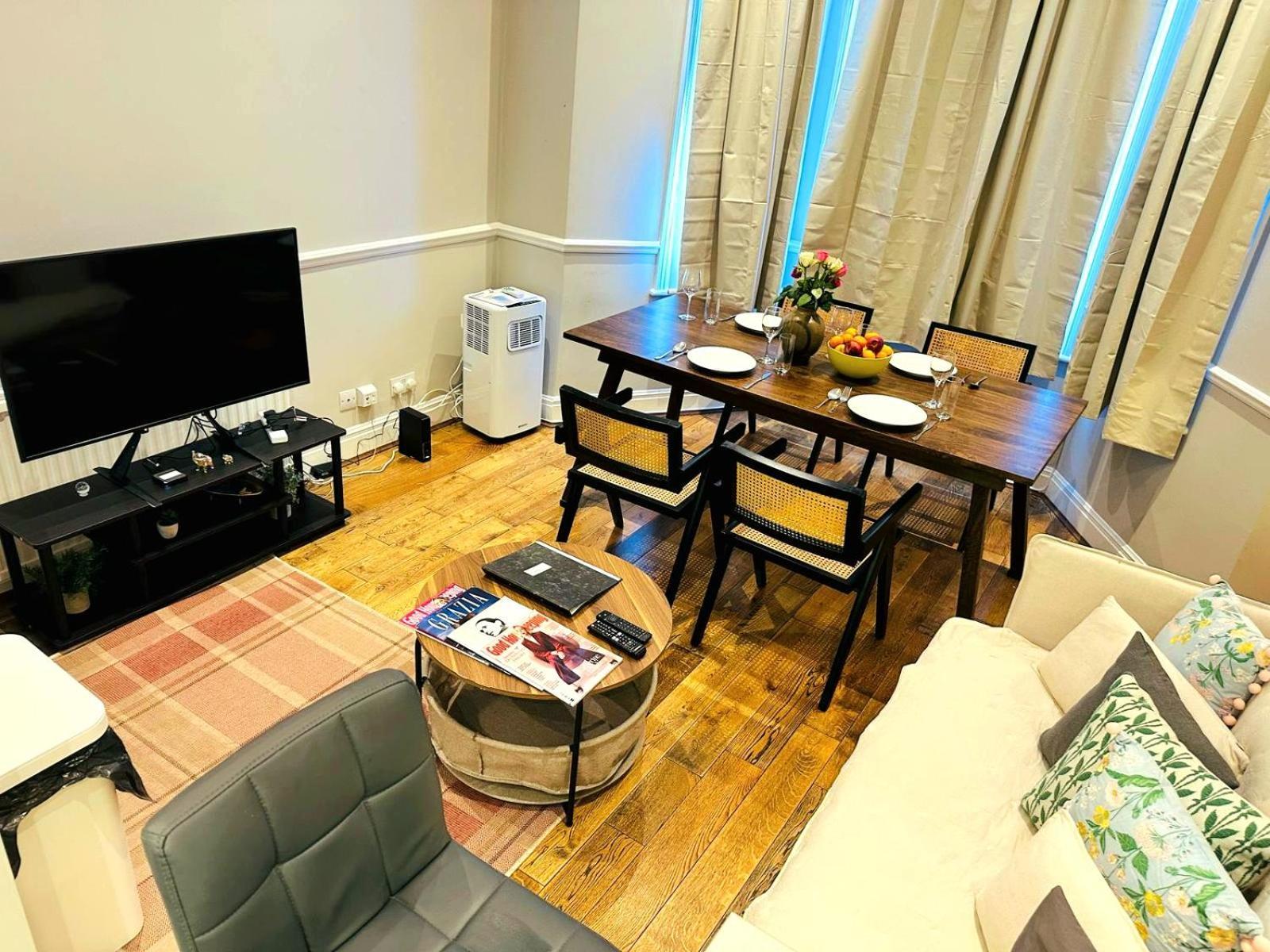 Lovely Around Kensington And Chelsea Locations W8 Sw5 Sw3 Sw10 By Ricky & Giustina * Londres