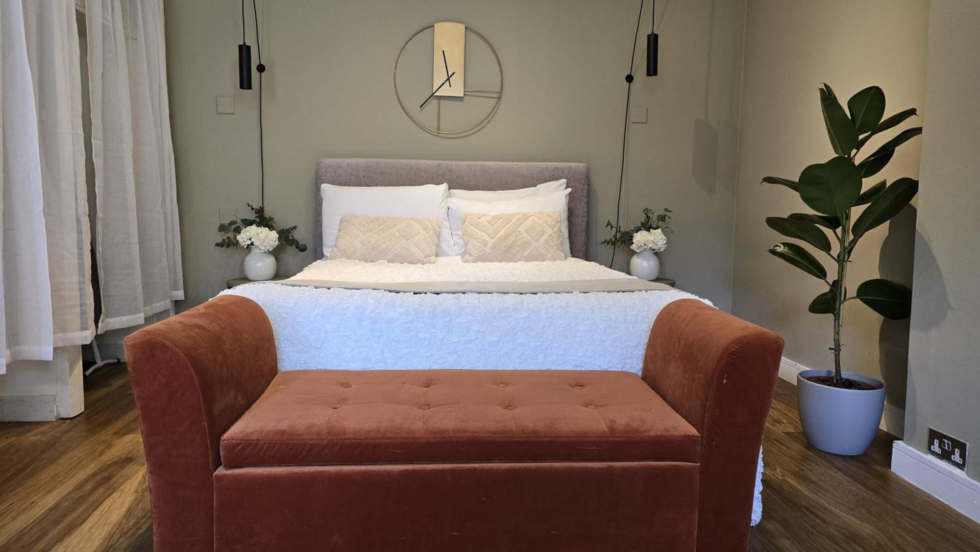 Spacious For 4 Flat Near Regents Park N2