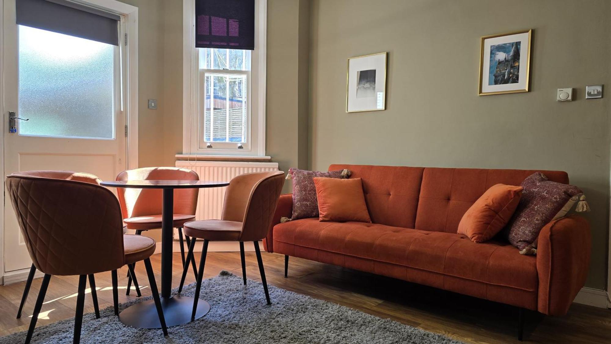 Appartement Spacious For 4 Flat Near Regents Park N2 Londen