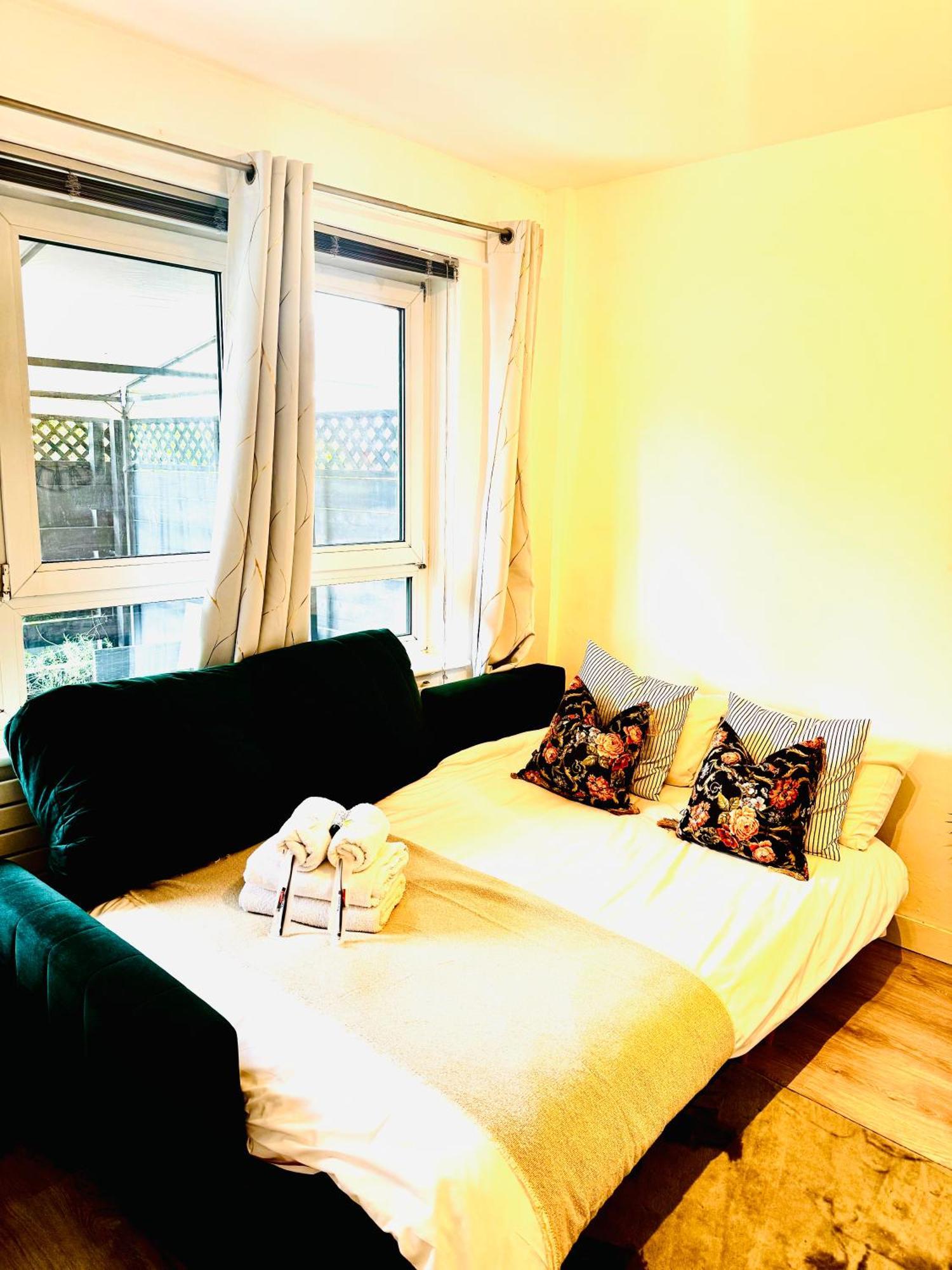 Charming Near Station Free Parking-cityaccess Appartement