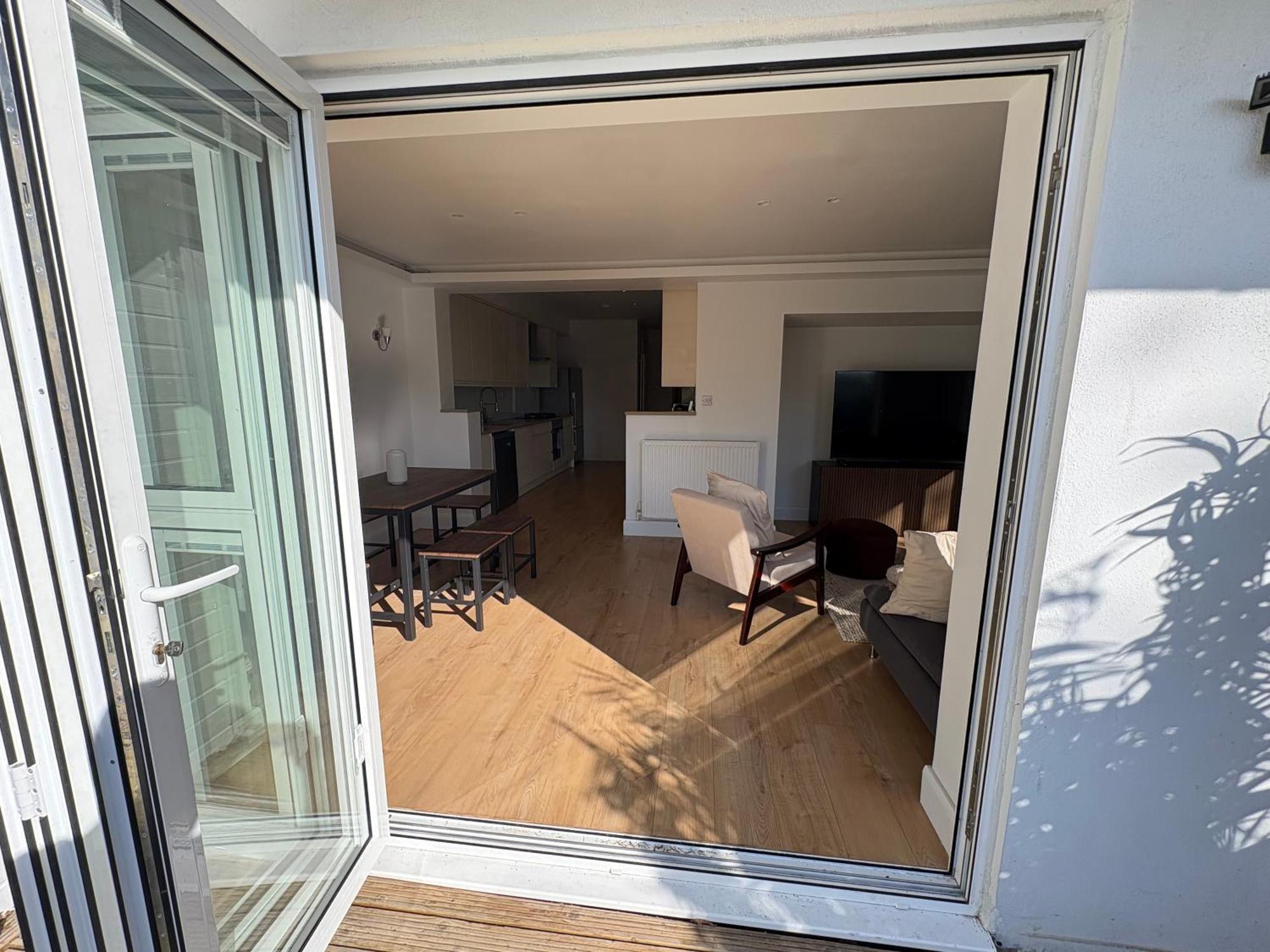 Stunning 3bd With Garden & Free Parking Appartement Londres