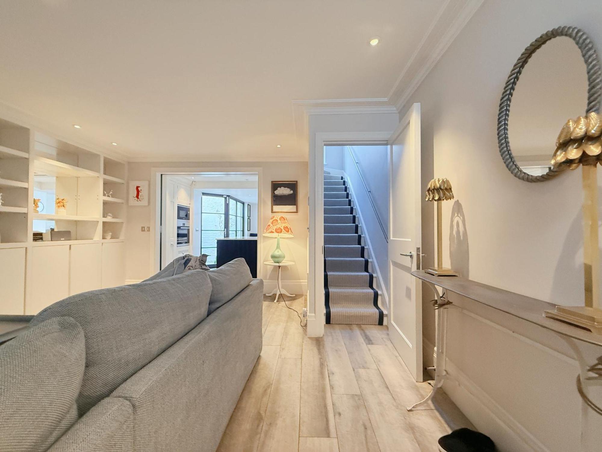 Villa Stylish 3-bedroom Terrace House Near Earls Court