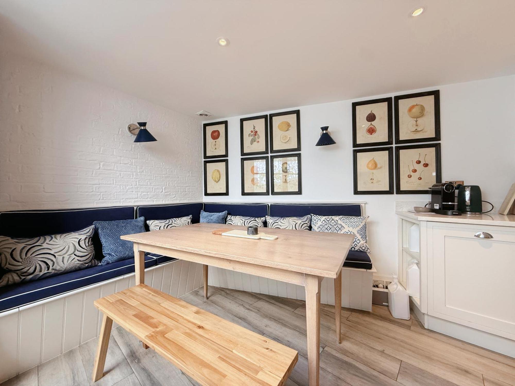 Villa Stylish 3-bedroom Terrace House Near Earls Court *