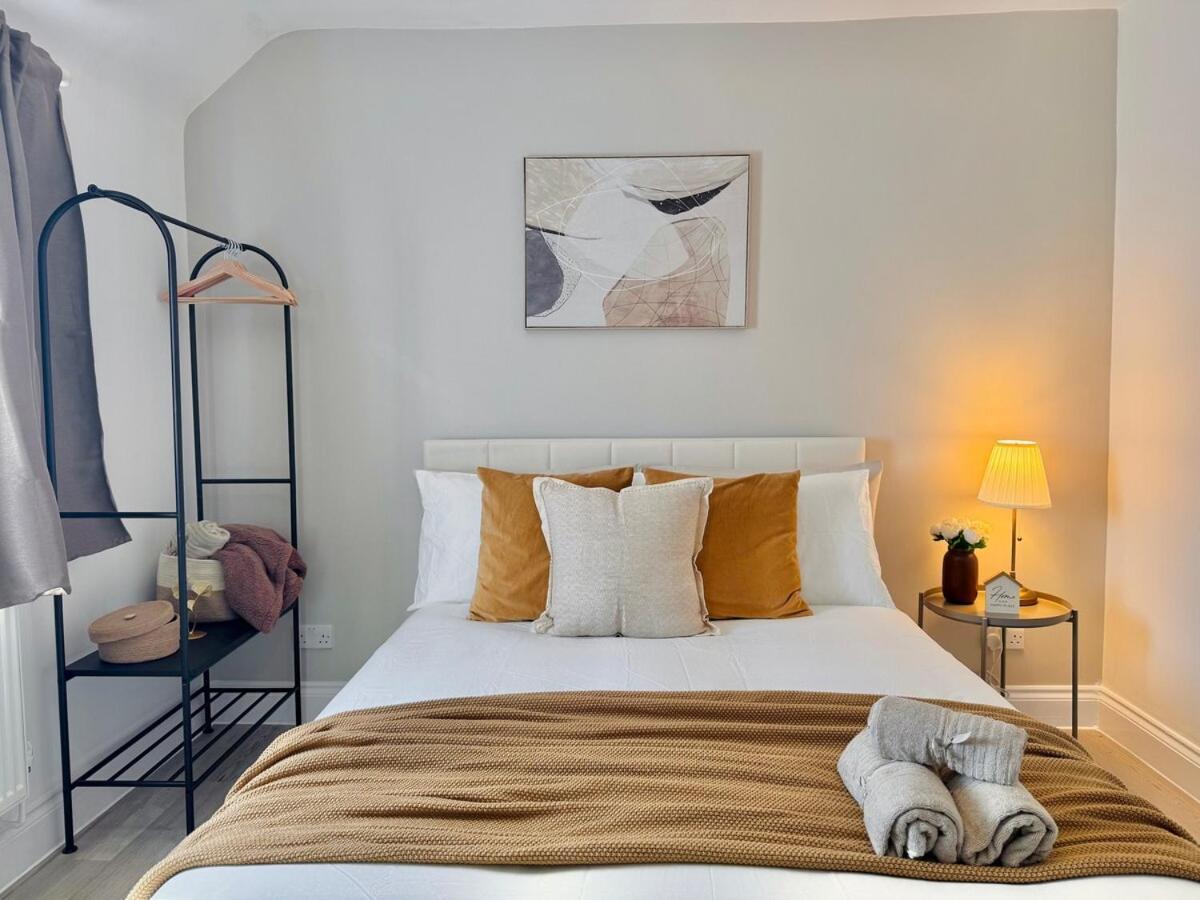 Homely 30min To Appartement Londres