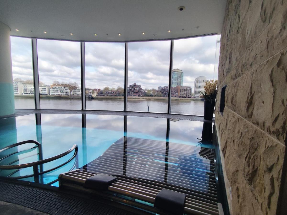 Luxury With Pool, Gym, Spa, Free Parking 3 Bedroom Appartement