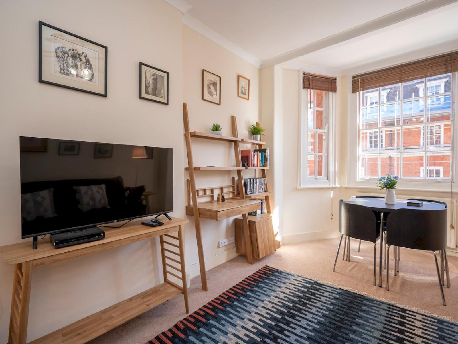 Appartement Elegant Bloomsbury Flat In Historic Pass The Keys