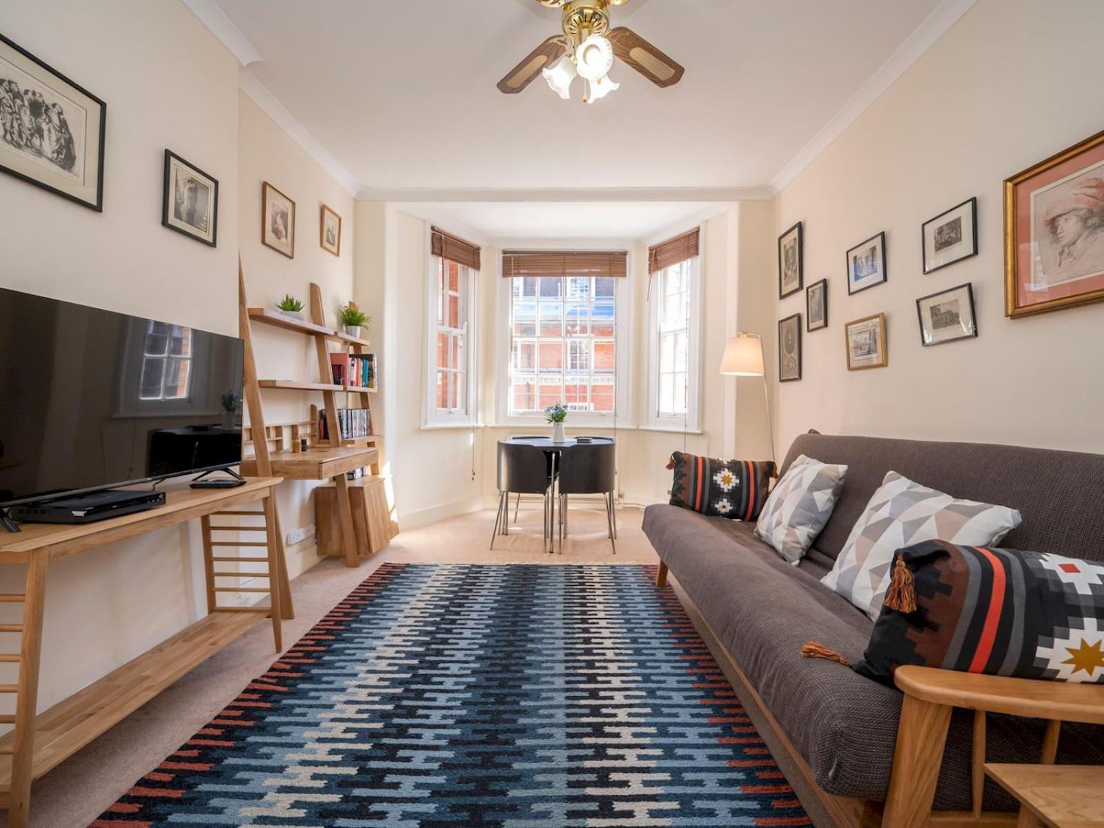 Elegant Bloomsbury Flat In Historic Pass The Keys Appartement Londres