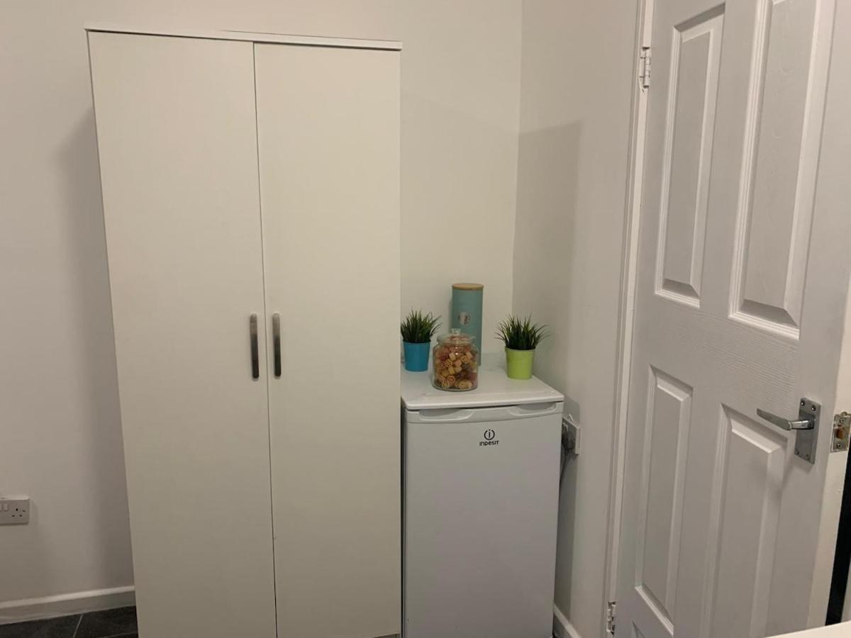 Appartement Acton Located Studioflat *
