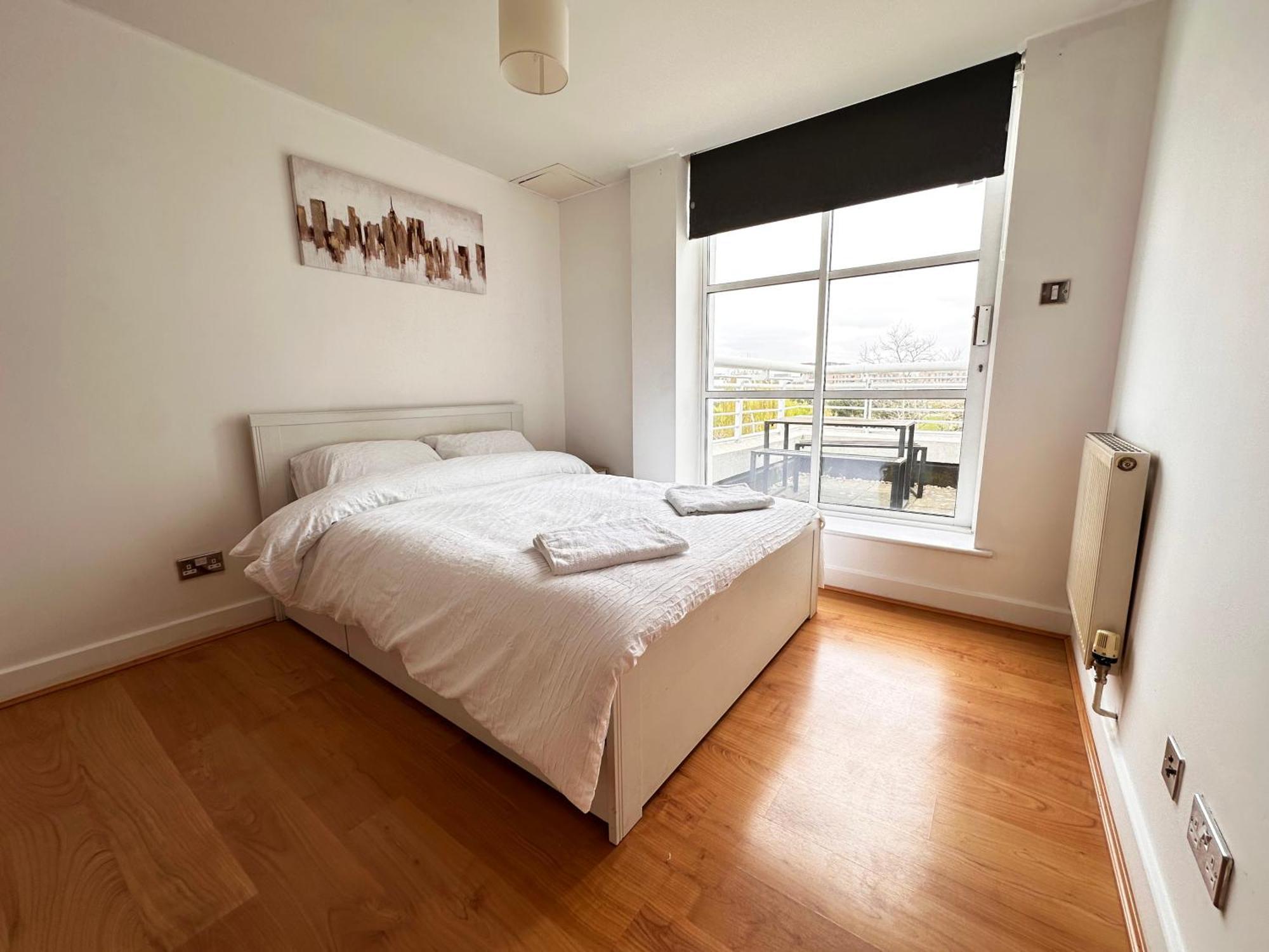 Lovely 1 Bedroom In Royal Docks By The River Londres