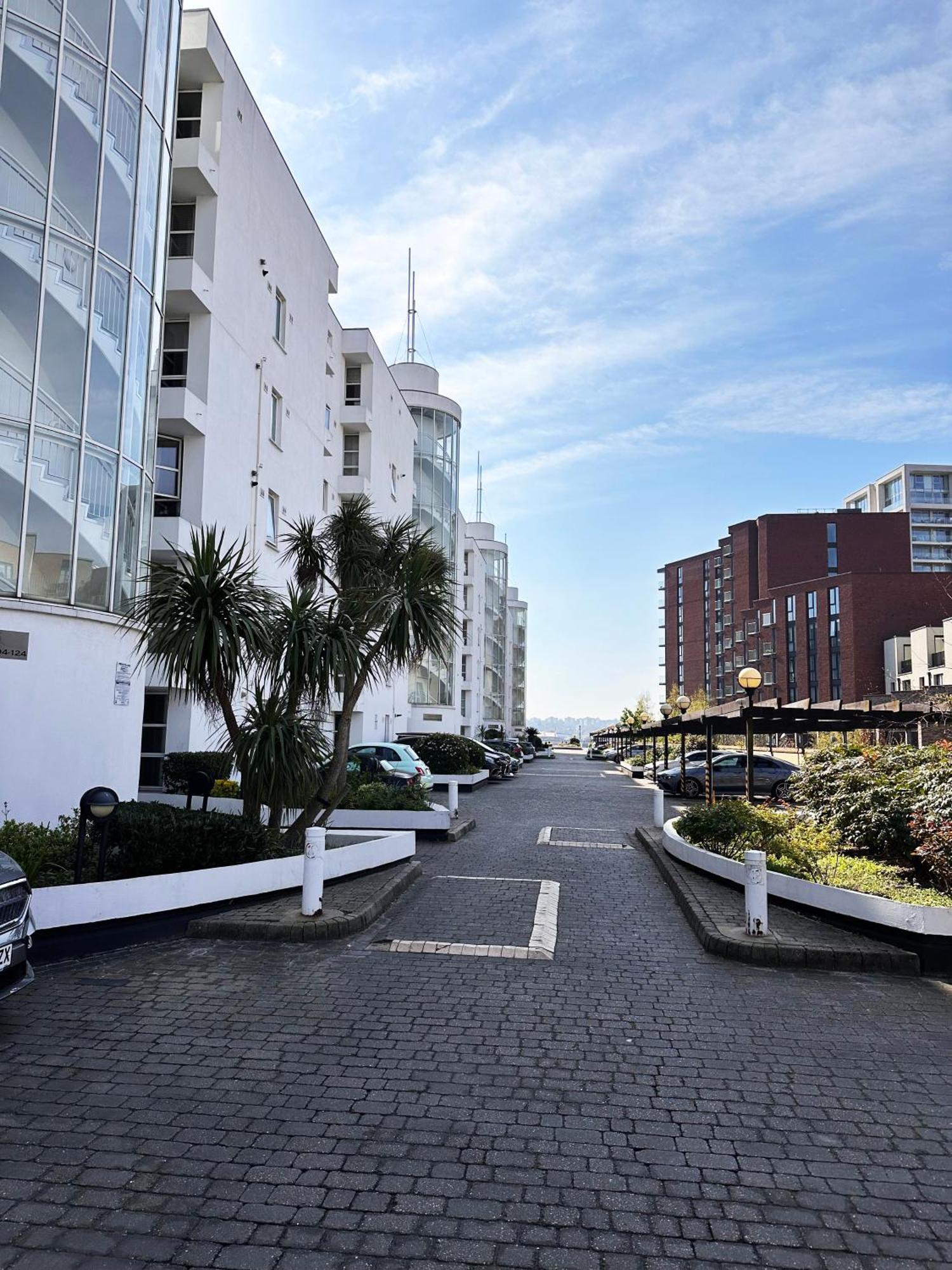 Lovely 1 Bedroom In Royal Docks By The River Appartement