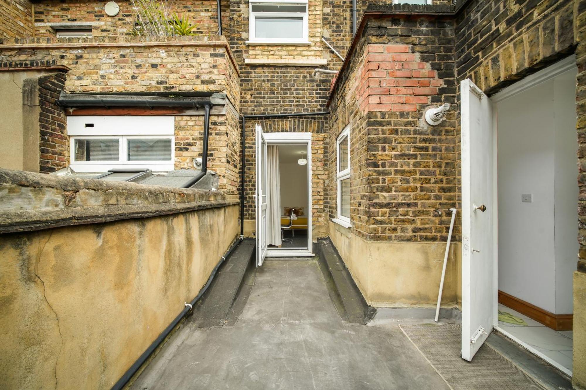 Visit Brick Lane - 1 Bed Flat With Large Patio * Londres