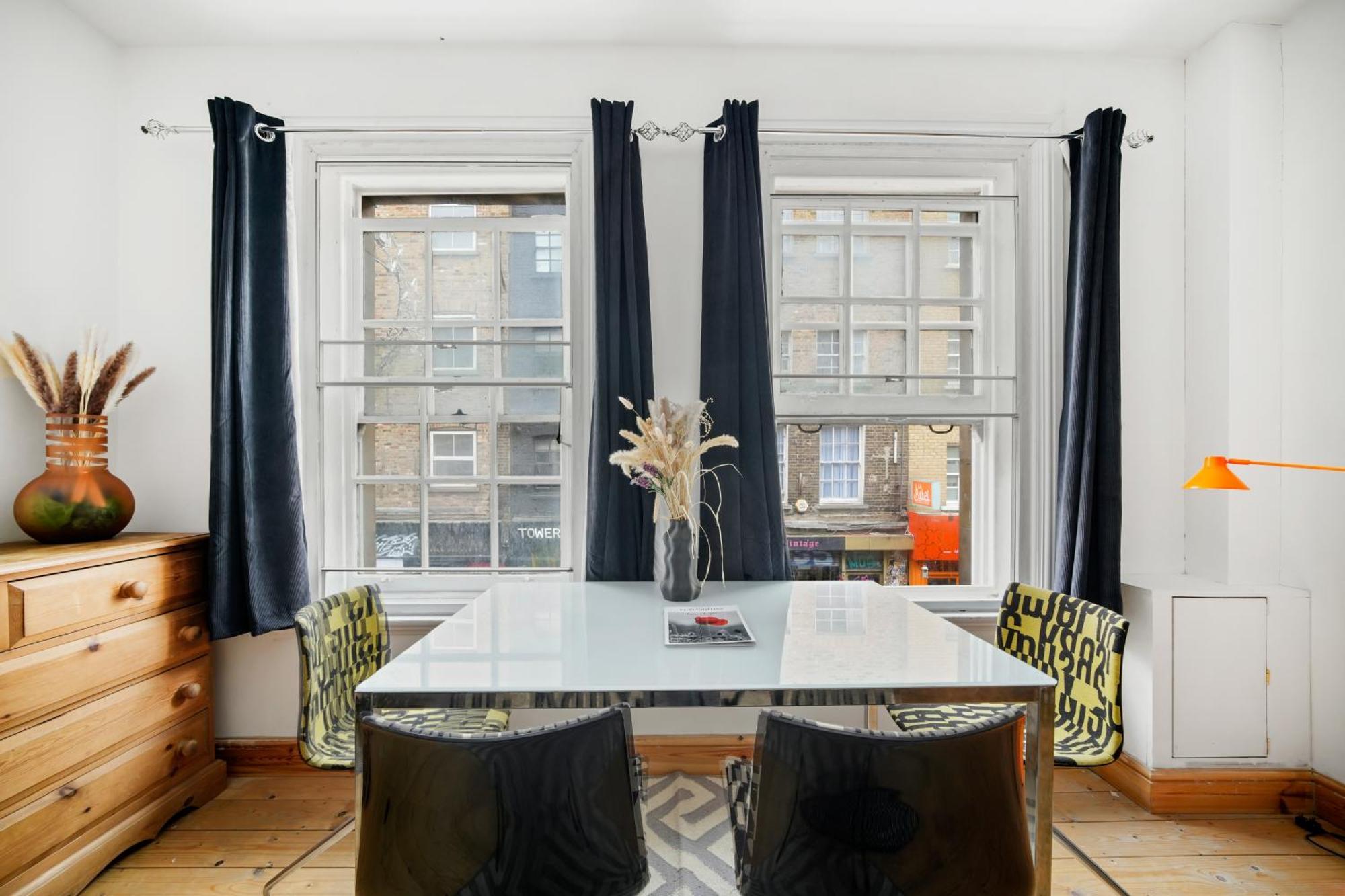 Visit Brick Lane - 1 Bed Flat With Large Patio Appartement *