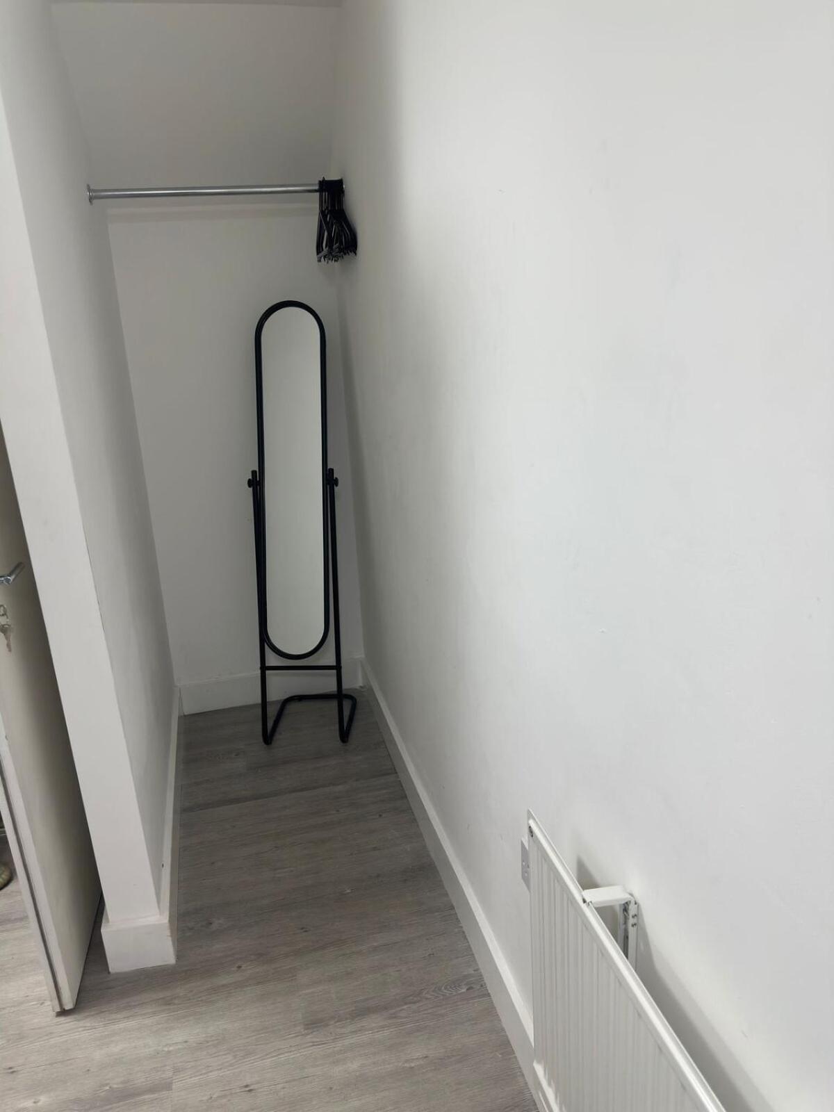 1b, Zone 2 Westbourne Park , Sleeps 4 Londres